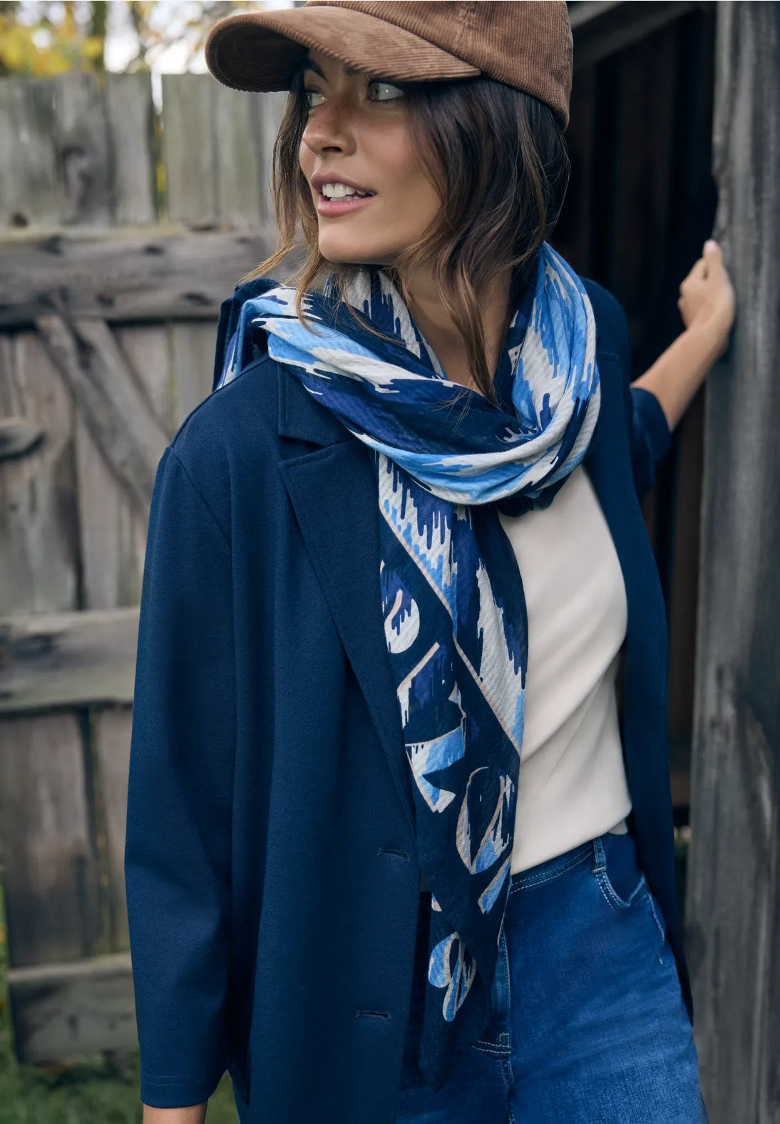 Cecil Print Cloth Scarf In Universal Blue