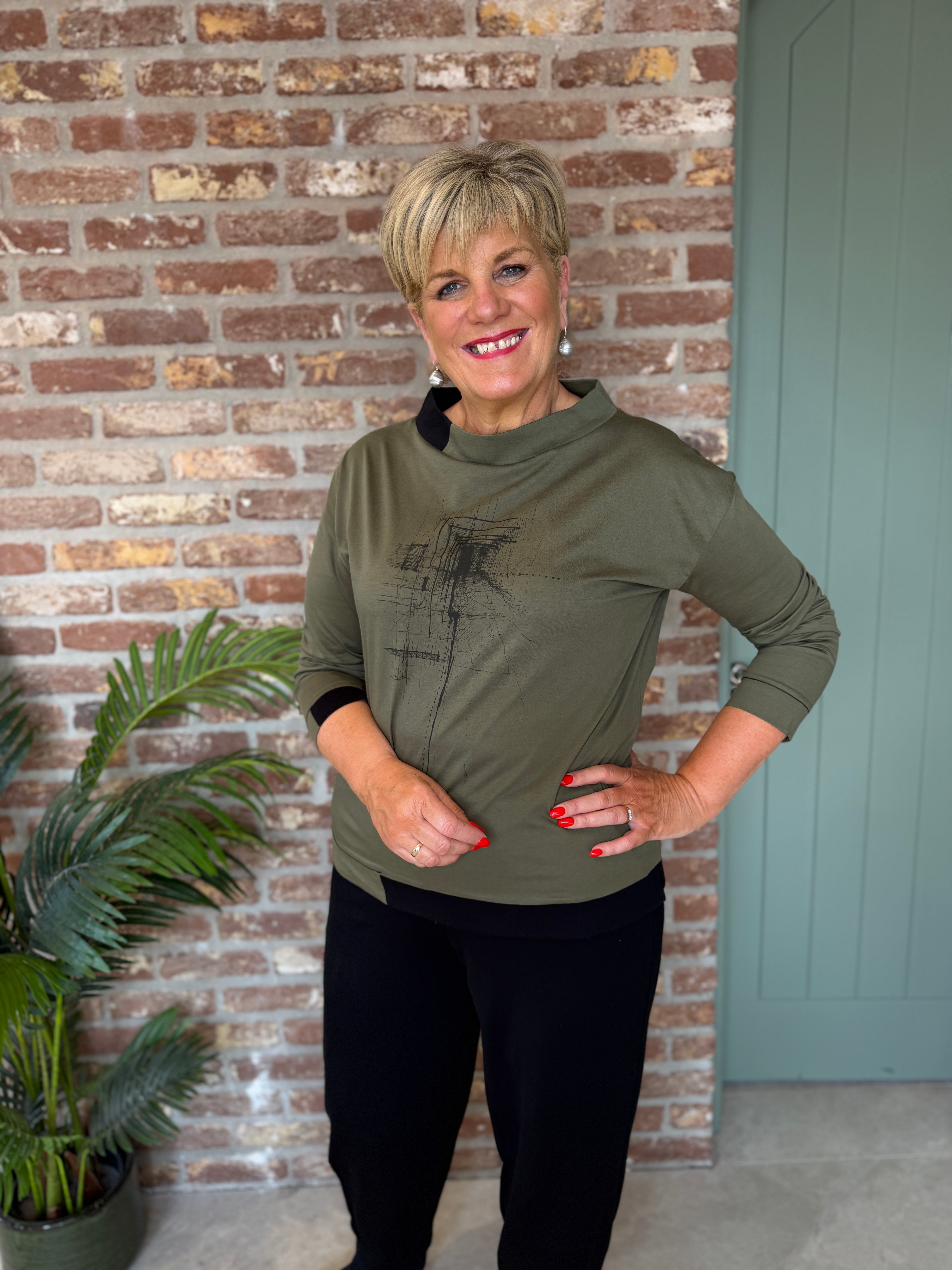 Patterned top in olive