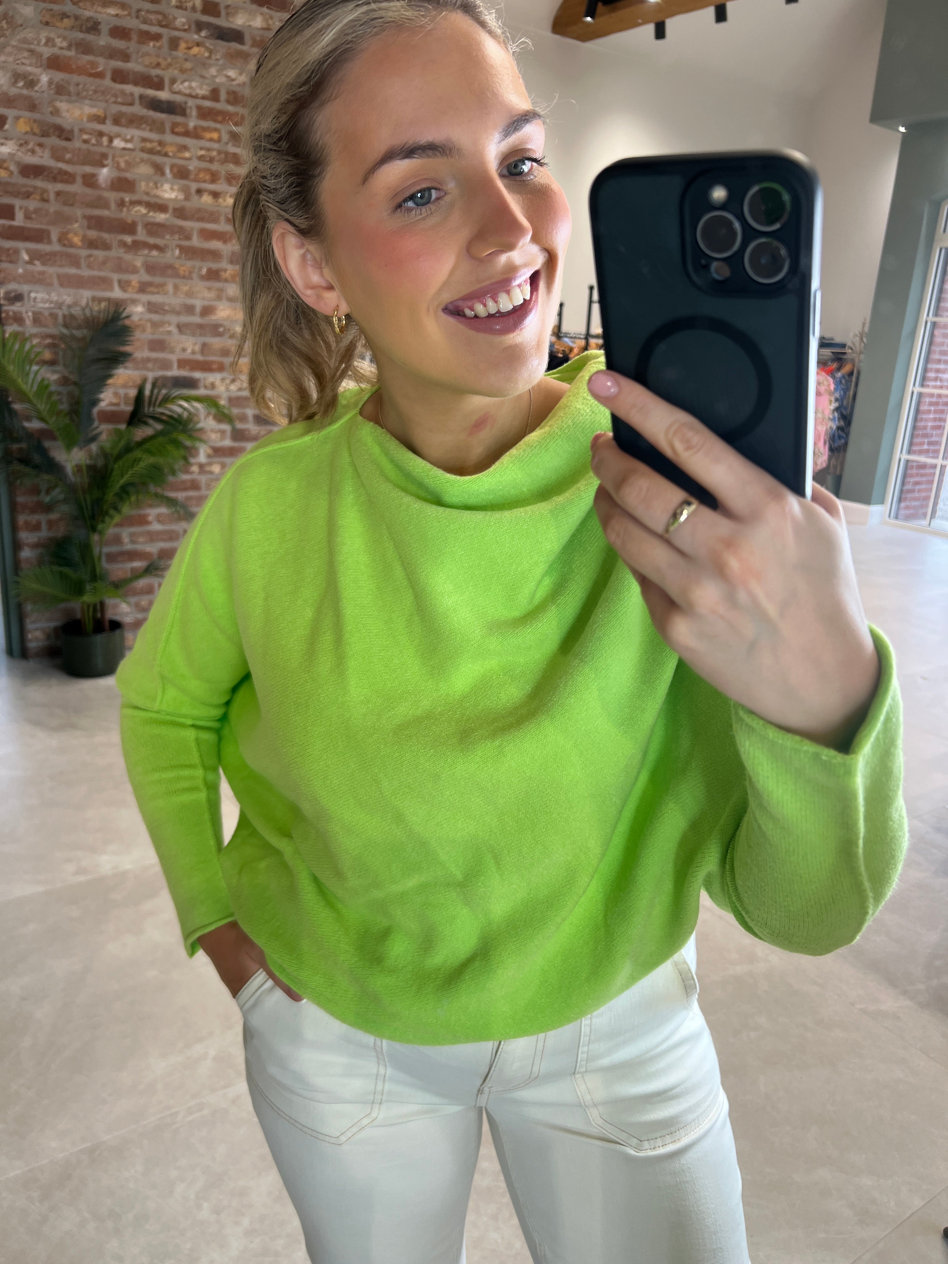 Deck By Decollage Asymmetric Knit In Lime