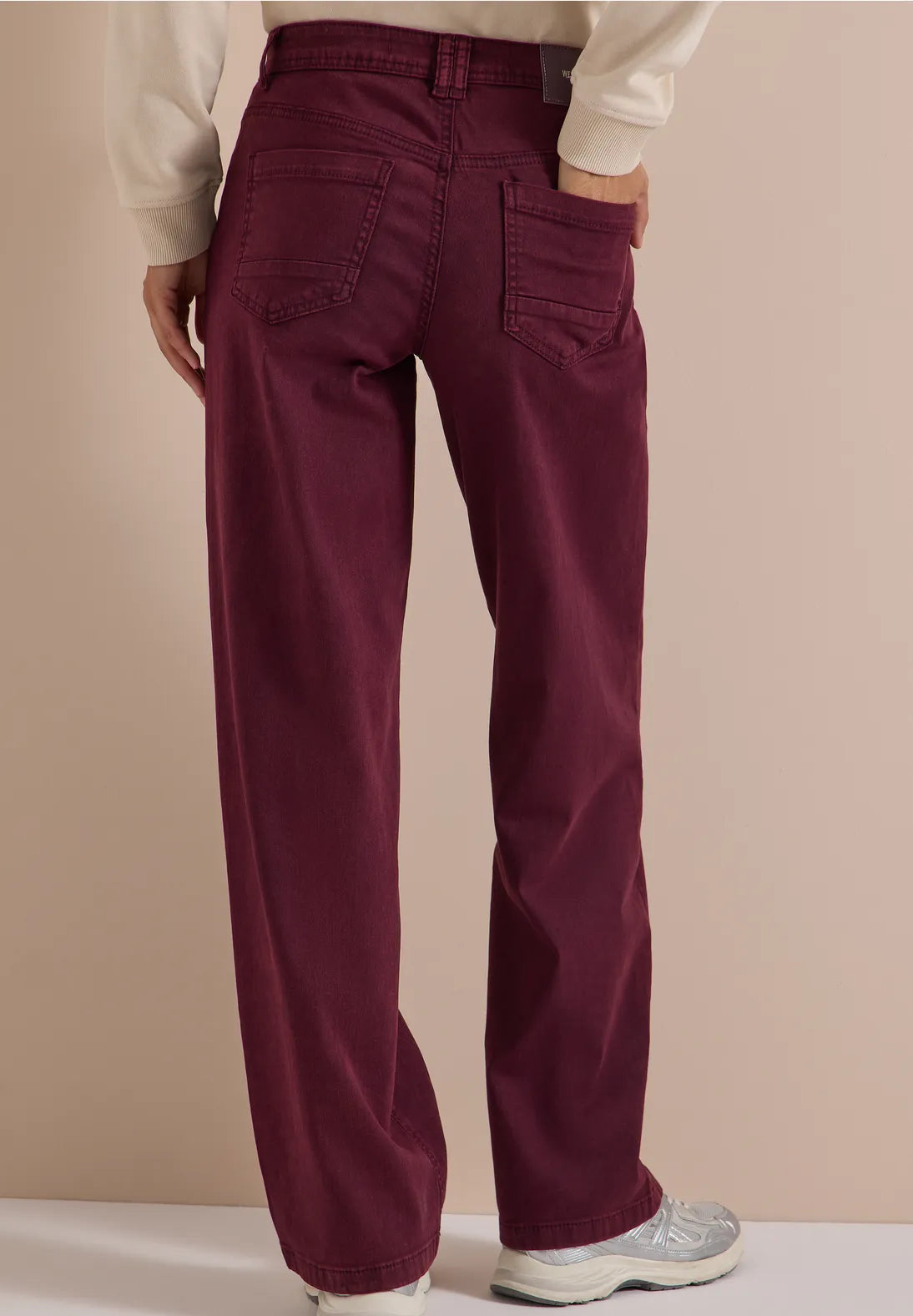 Neele Straight leg jeans In Red Wine