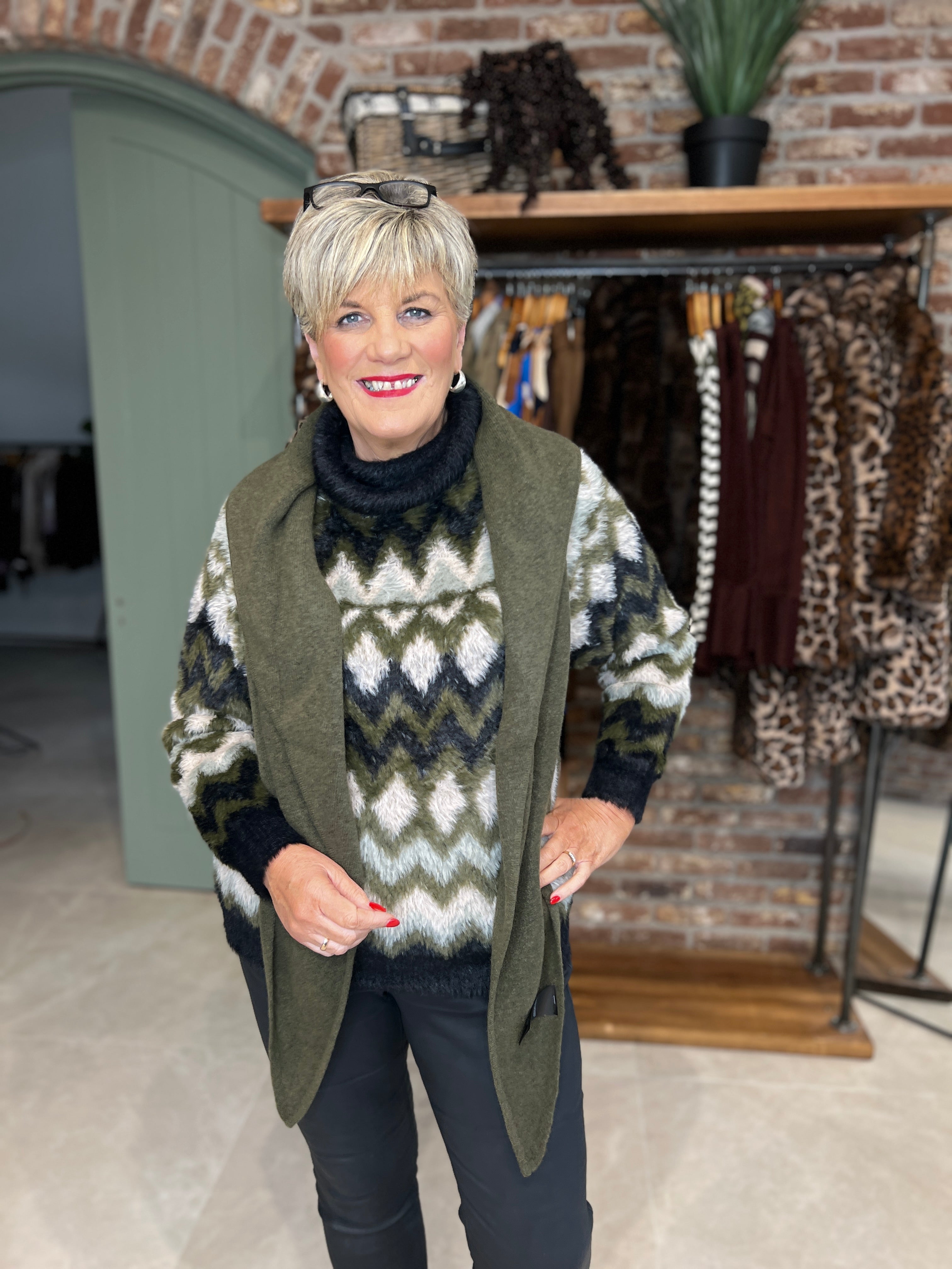 Oui Geometric Pullover In Khaki Rose