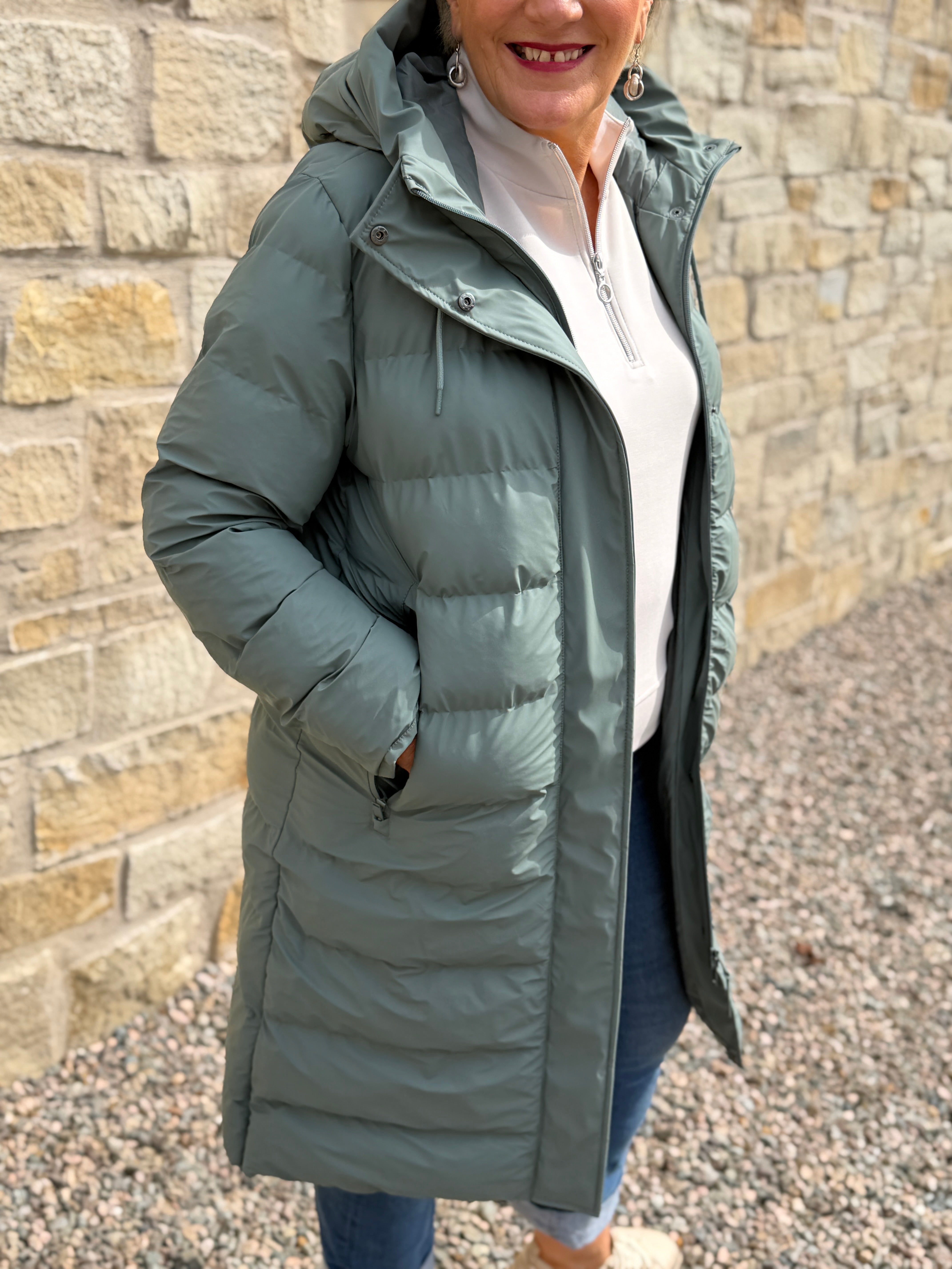 Glaze Puffa raincoat in Balasm Green