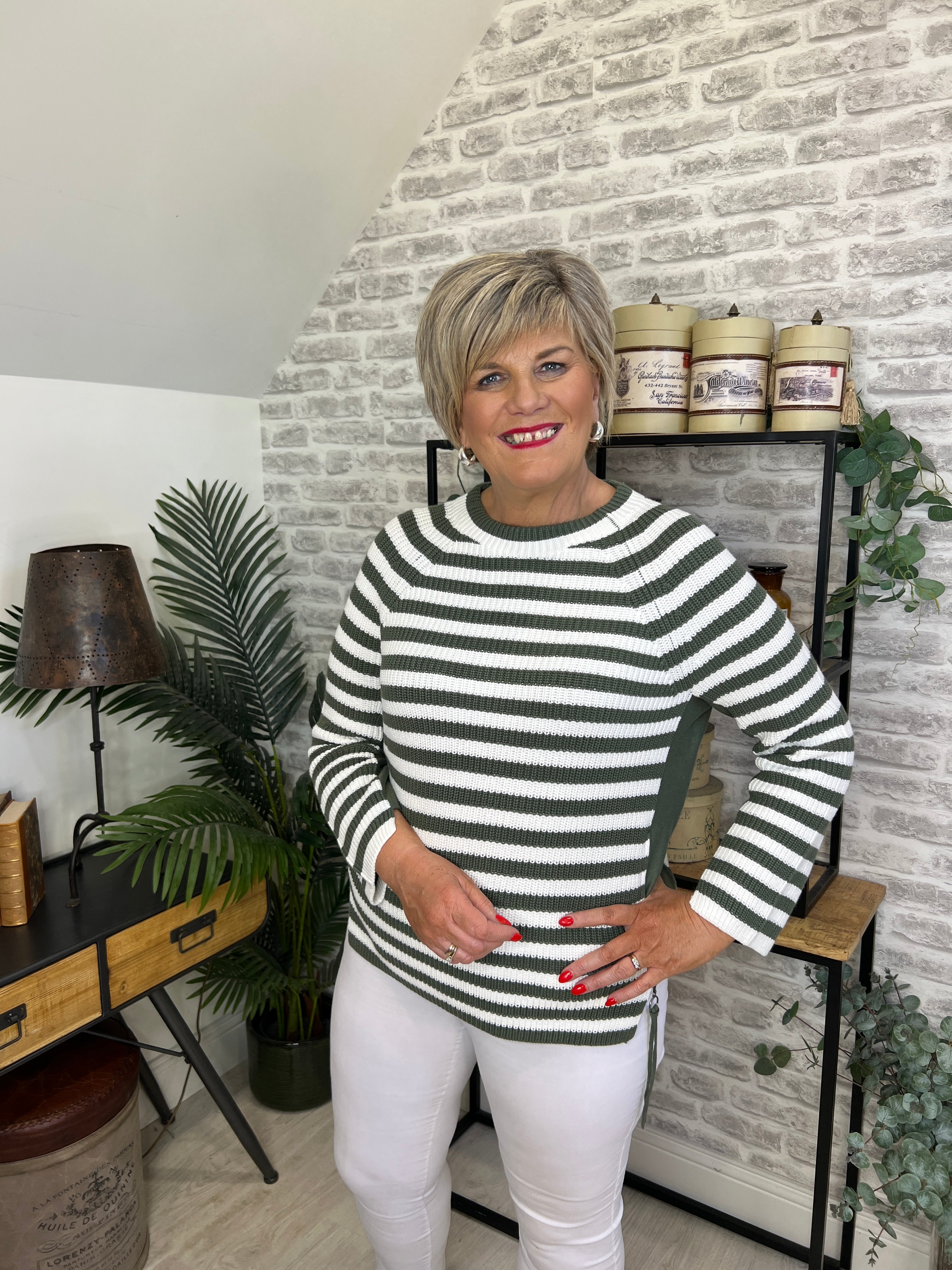 Oui Ruby Ribbed Jumper In Khaki & White