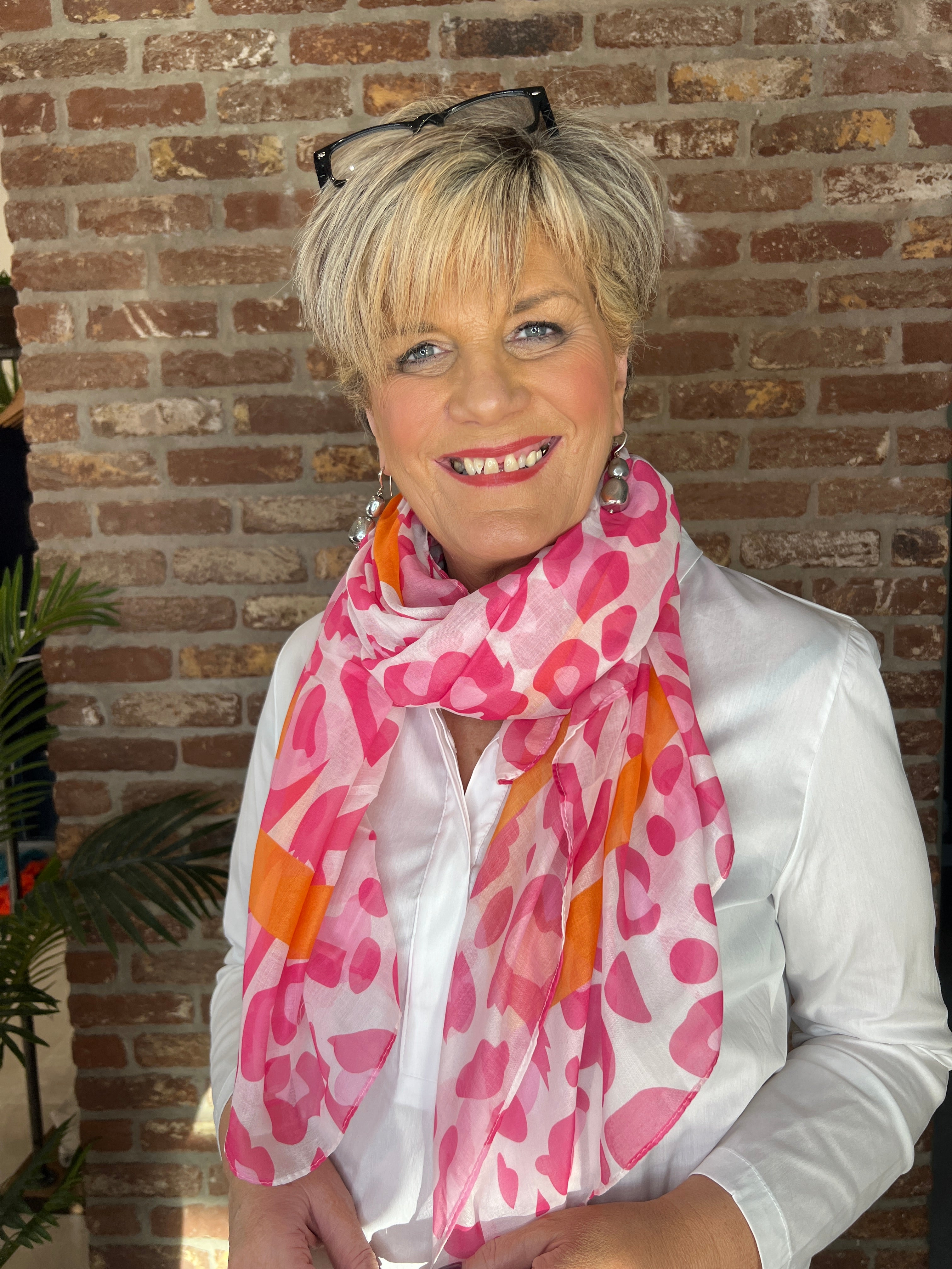 Pipa Leo Patterned Scarf In Pink Multi