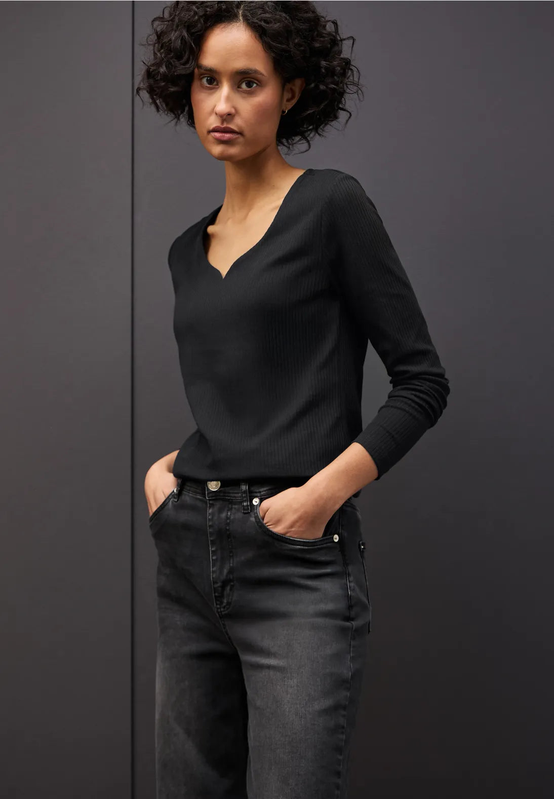 Street One Ribbed Heart Neckline Top In Black
