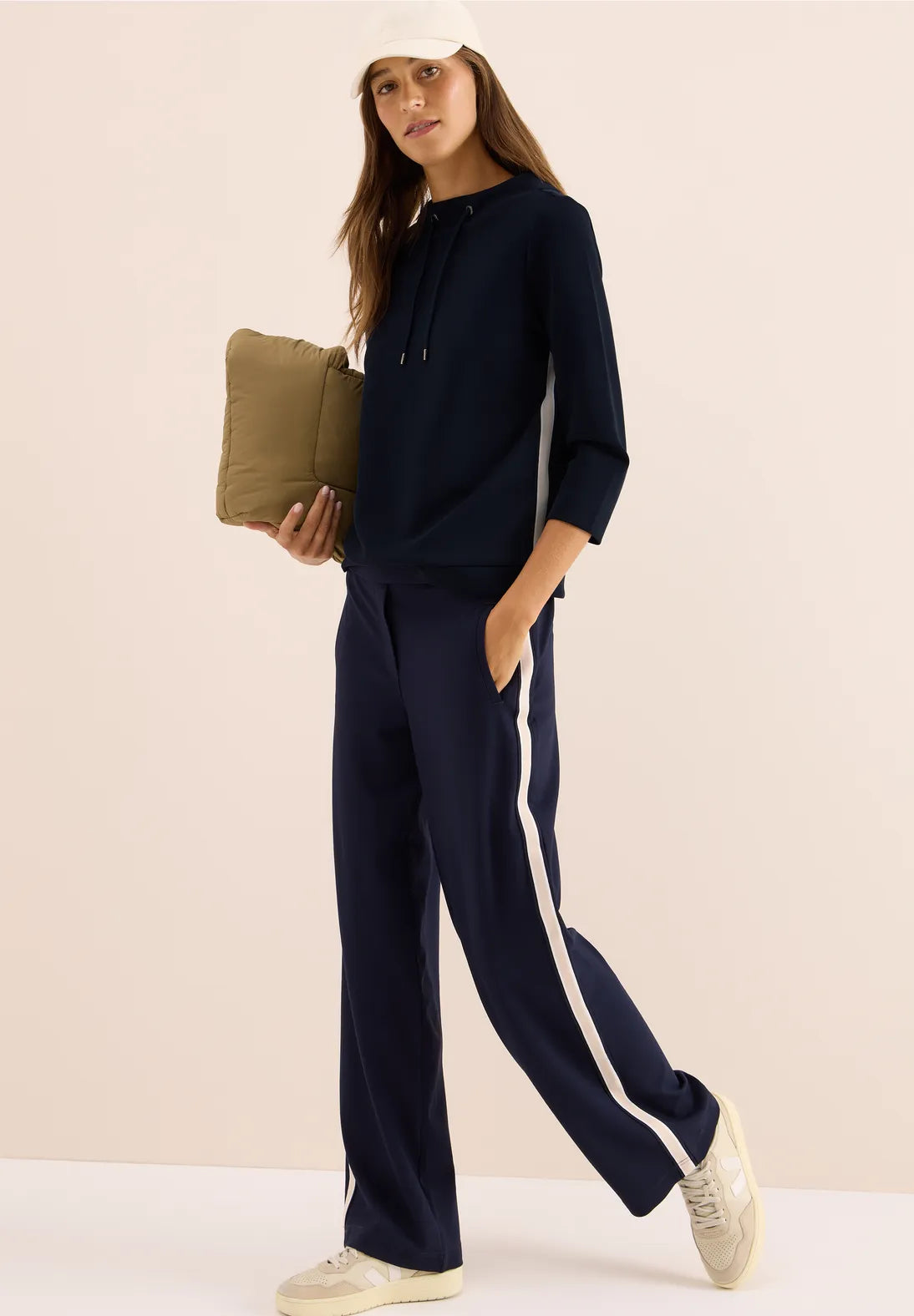 Cecil Funnel Neck sweatshirt In Urban Dark Blue