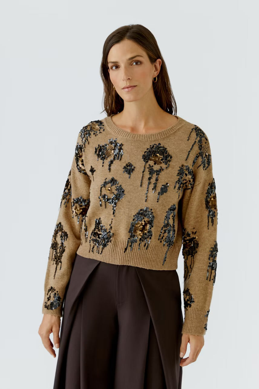 Sequence pullover in camel