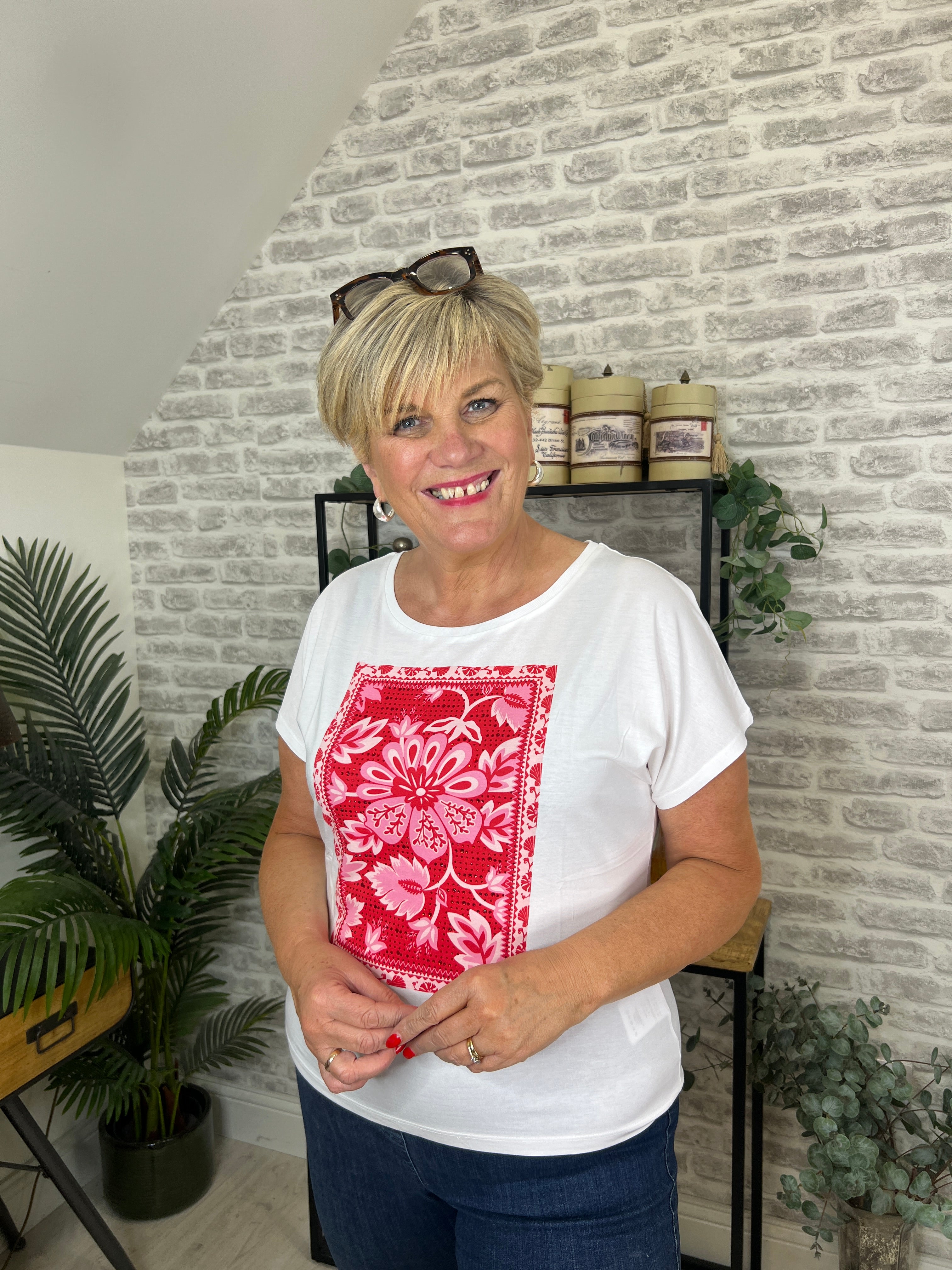 Oui Red Rose Print t-shirt In Optic White