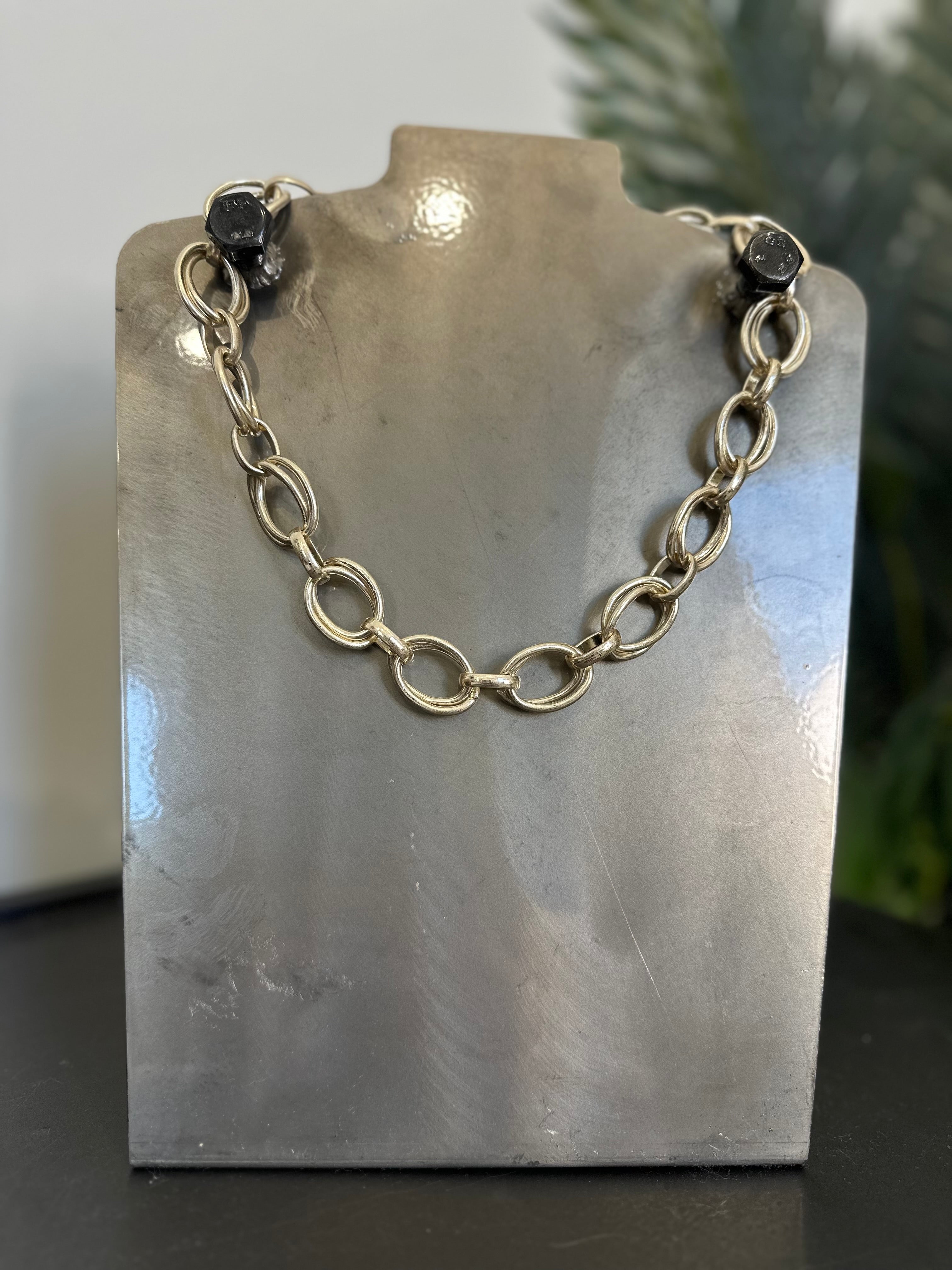 Eliza Gracious Double Linked chain necklace In Gold