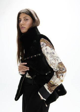 Metallic detail vest in brown