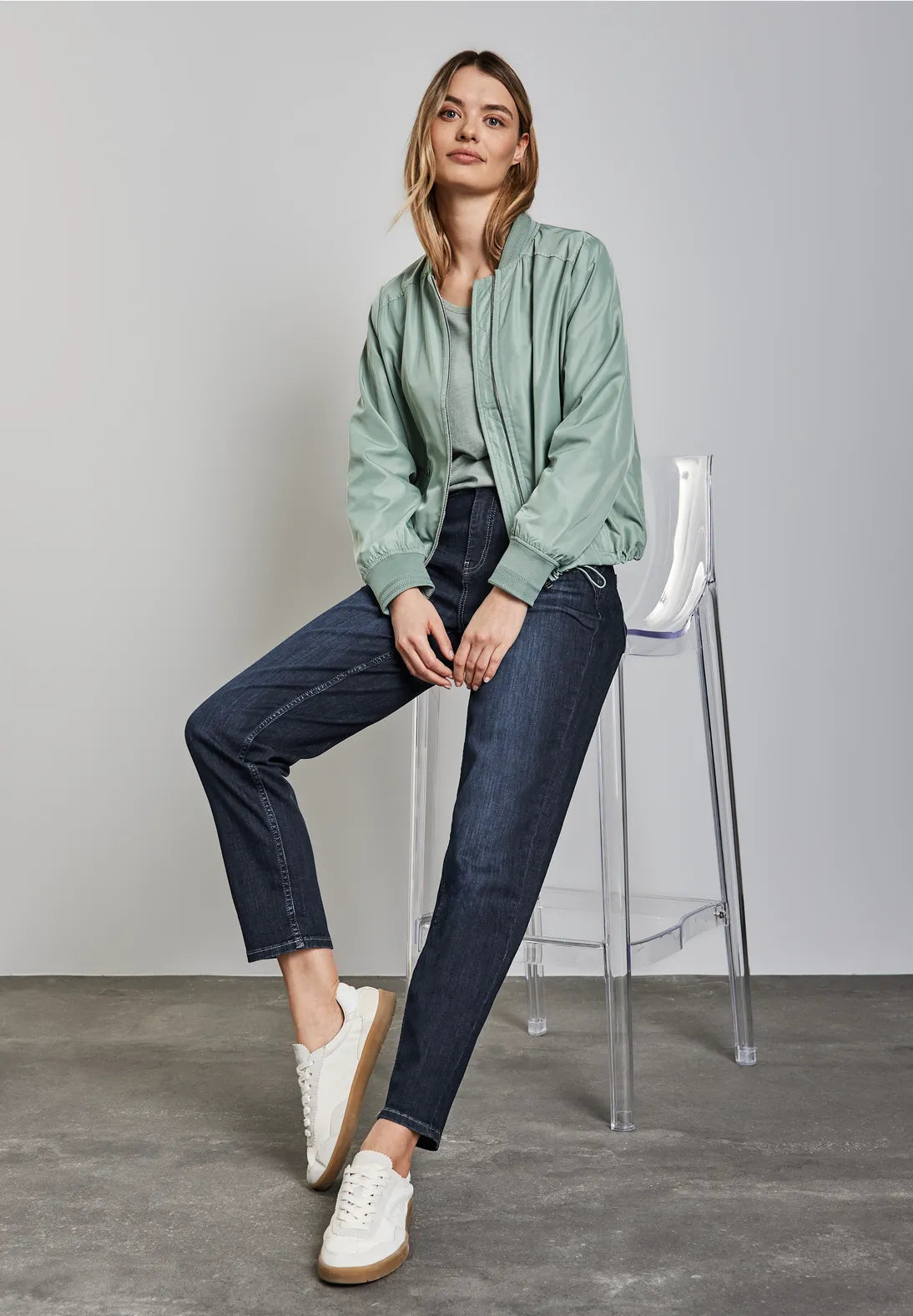 Street One Mom Jeans In Dark Blue Wash