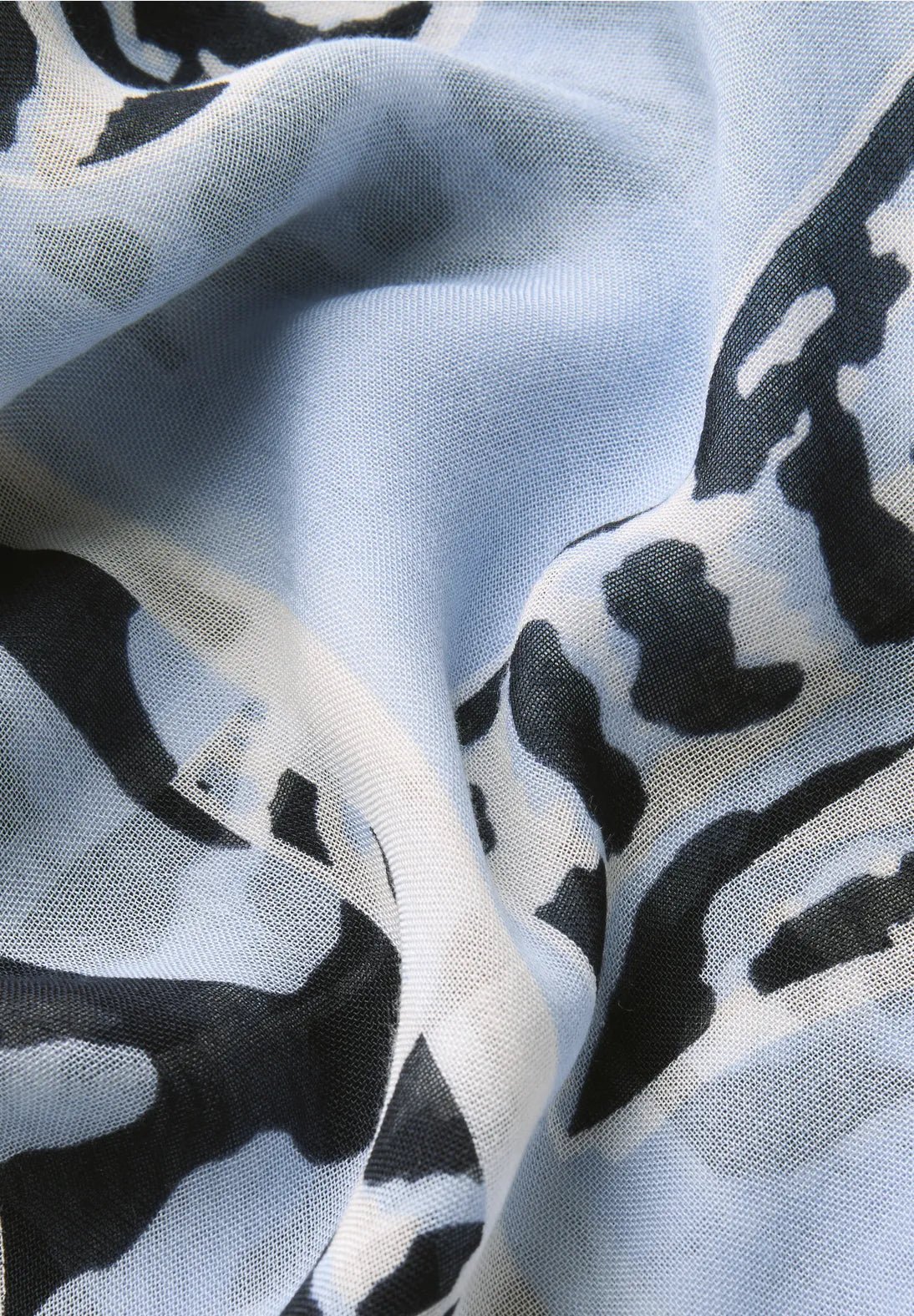 Cecil Leopard Loop Snood In Urban Dark Blue