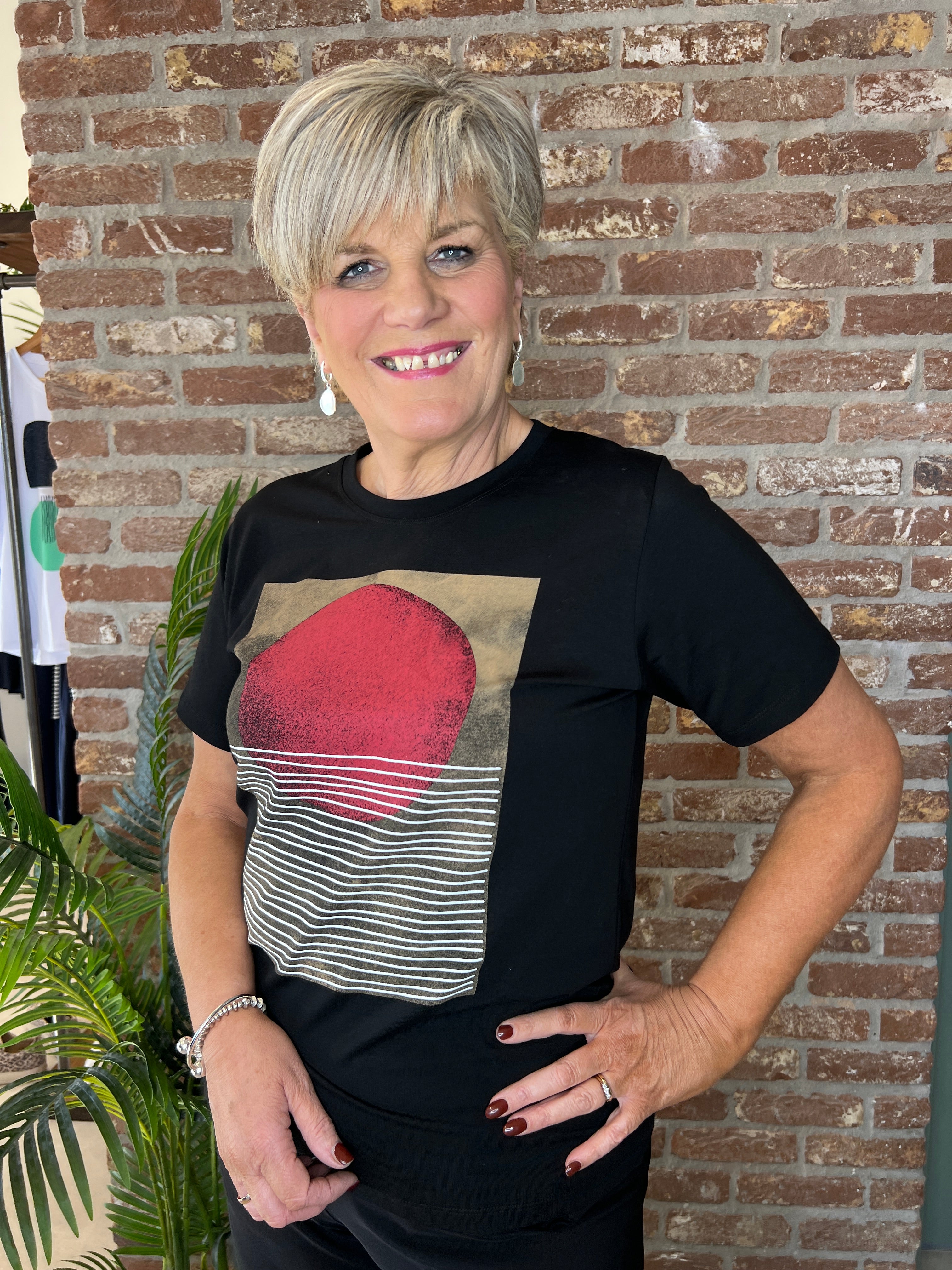 Peruzzi rising sun T-shirt in black