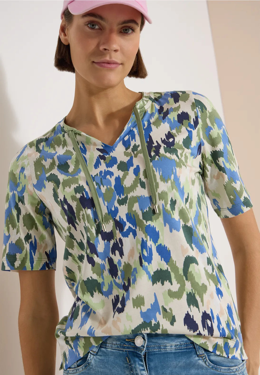 Cecil Patterned T-shirt With Toggles In Cashmere Beige