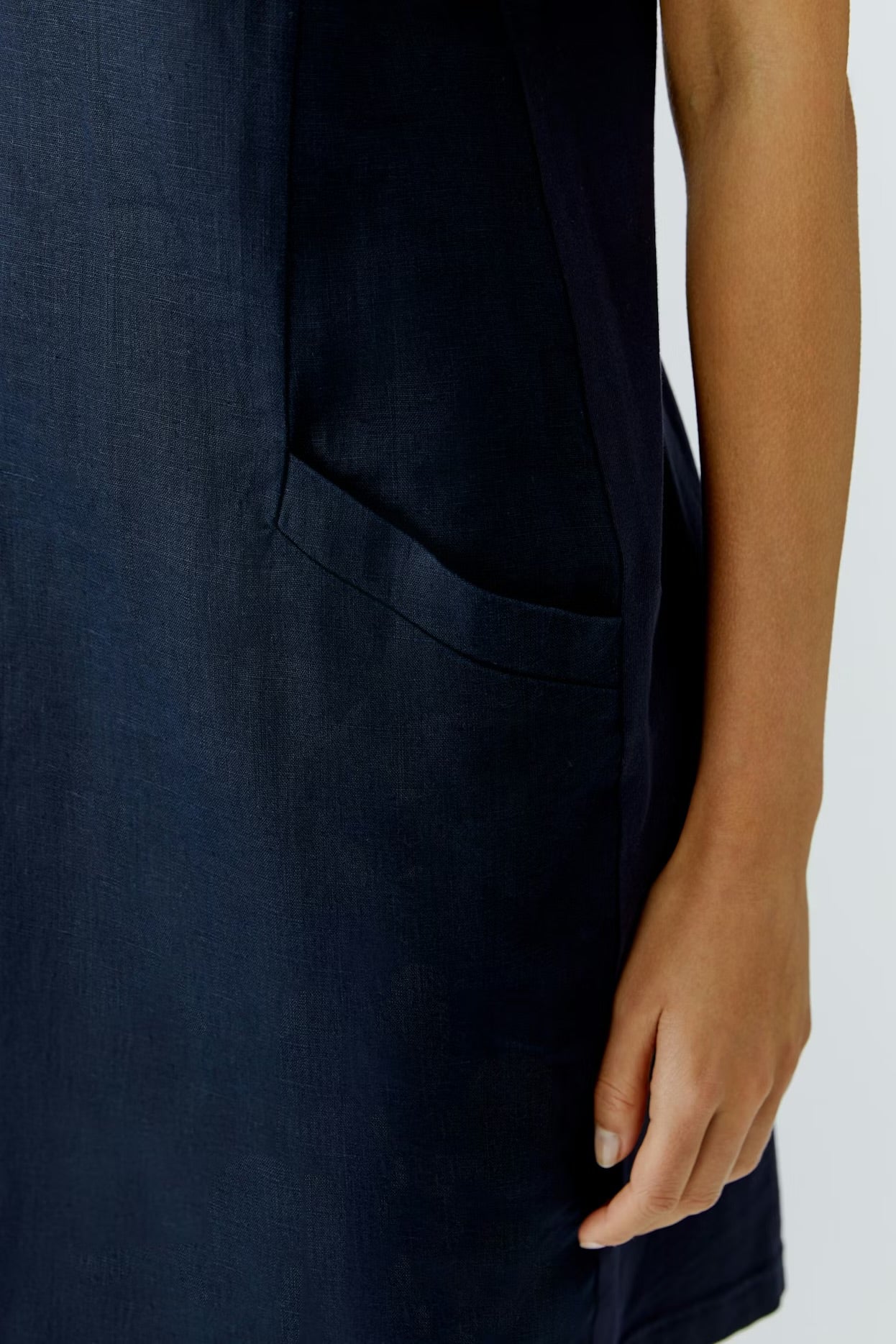 Oui Plain Dress In Navy