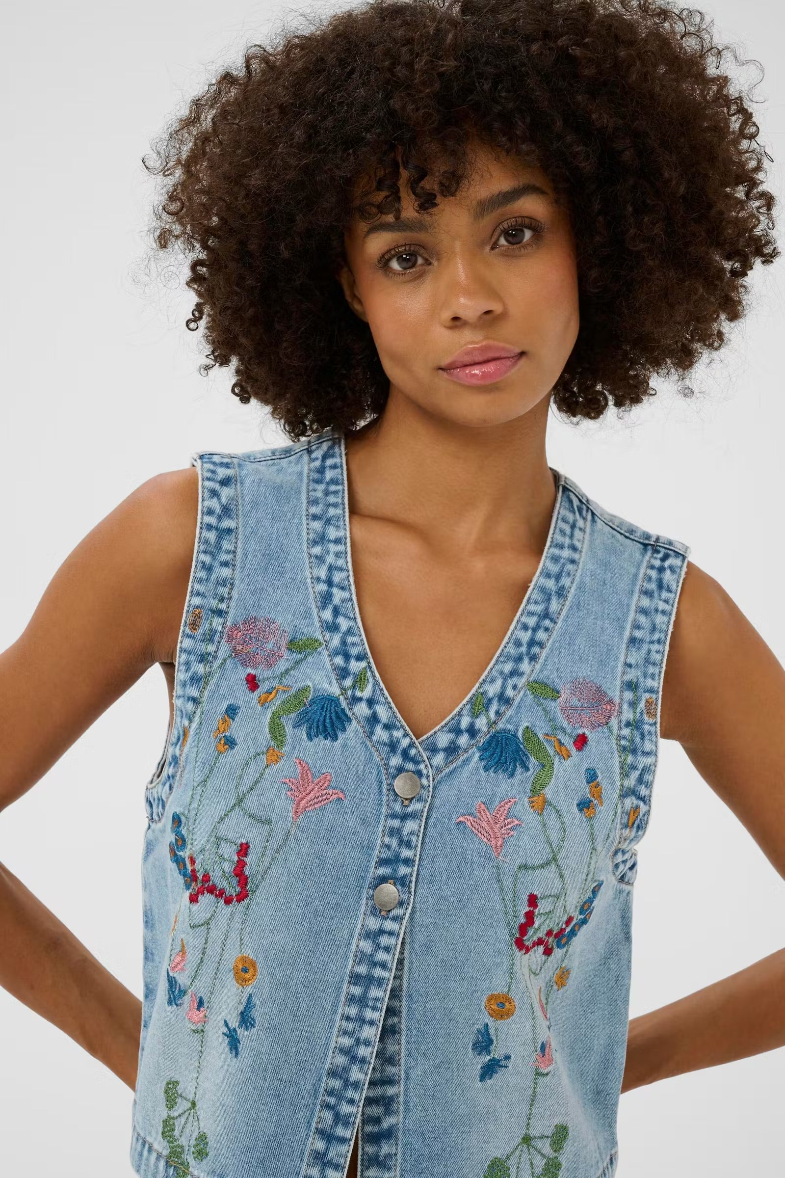 Culture Embroidery Waistcoat In Light Wash