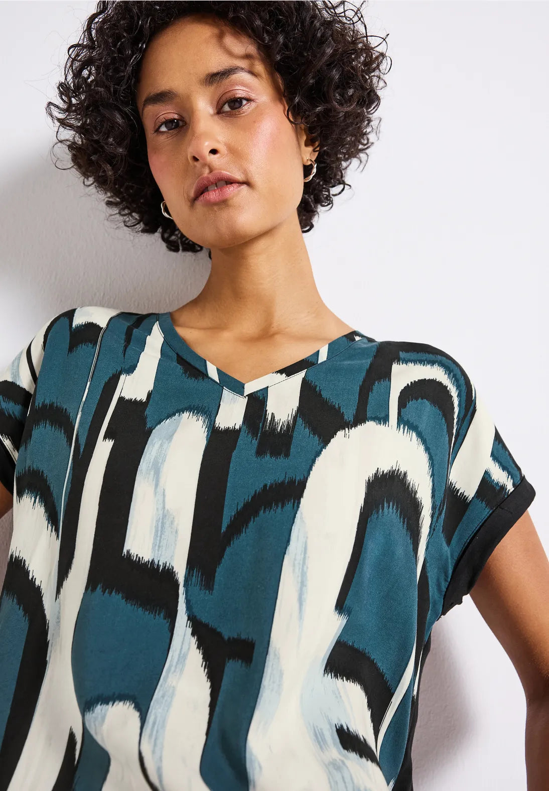 Street One V-Neck Patterned Top In Tide Blue