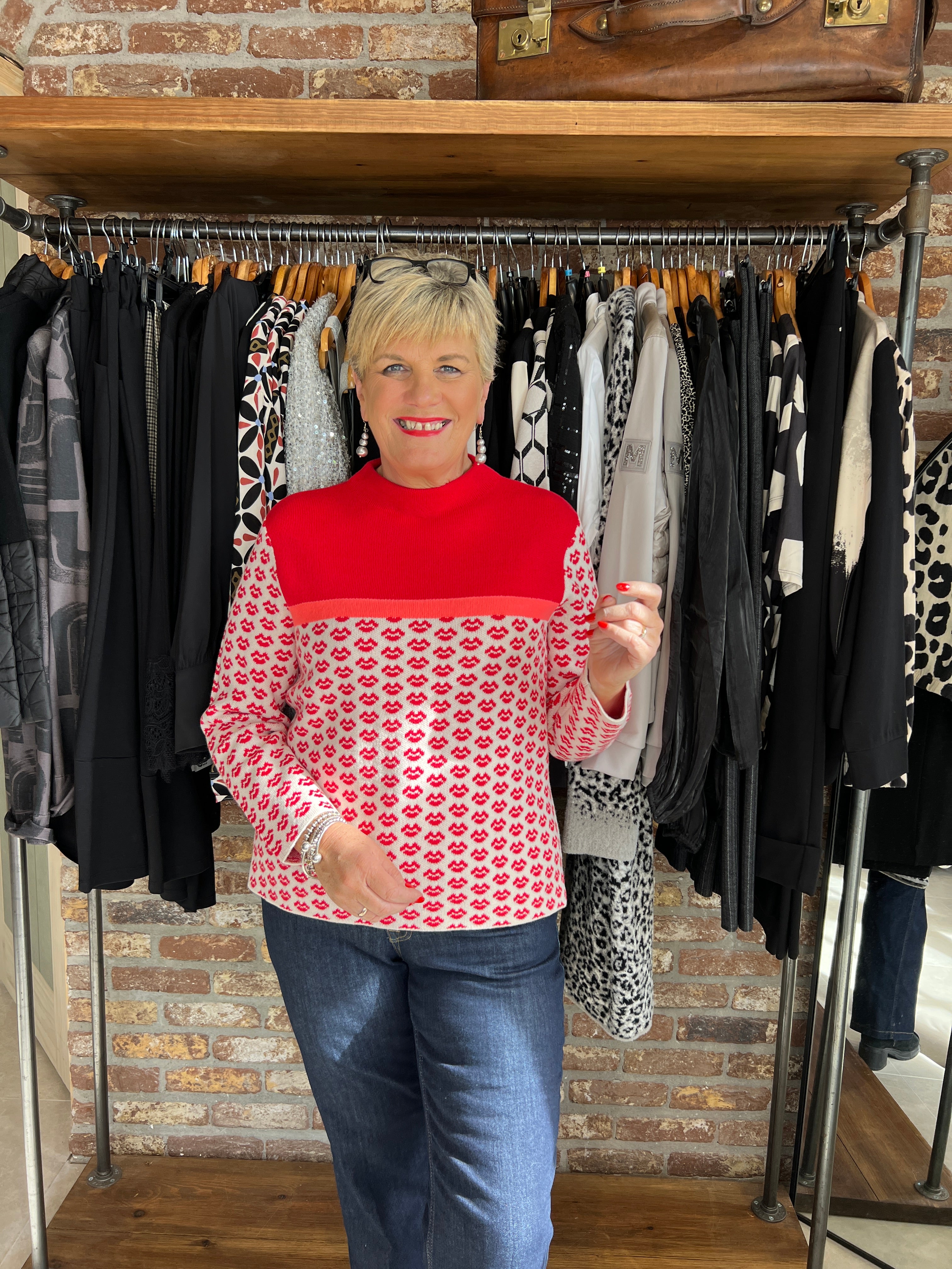 Oui Pullover With Jacquard Motif In White & Red