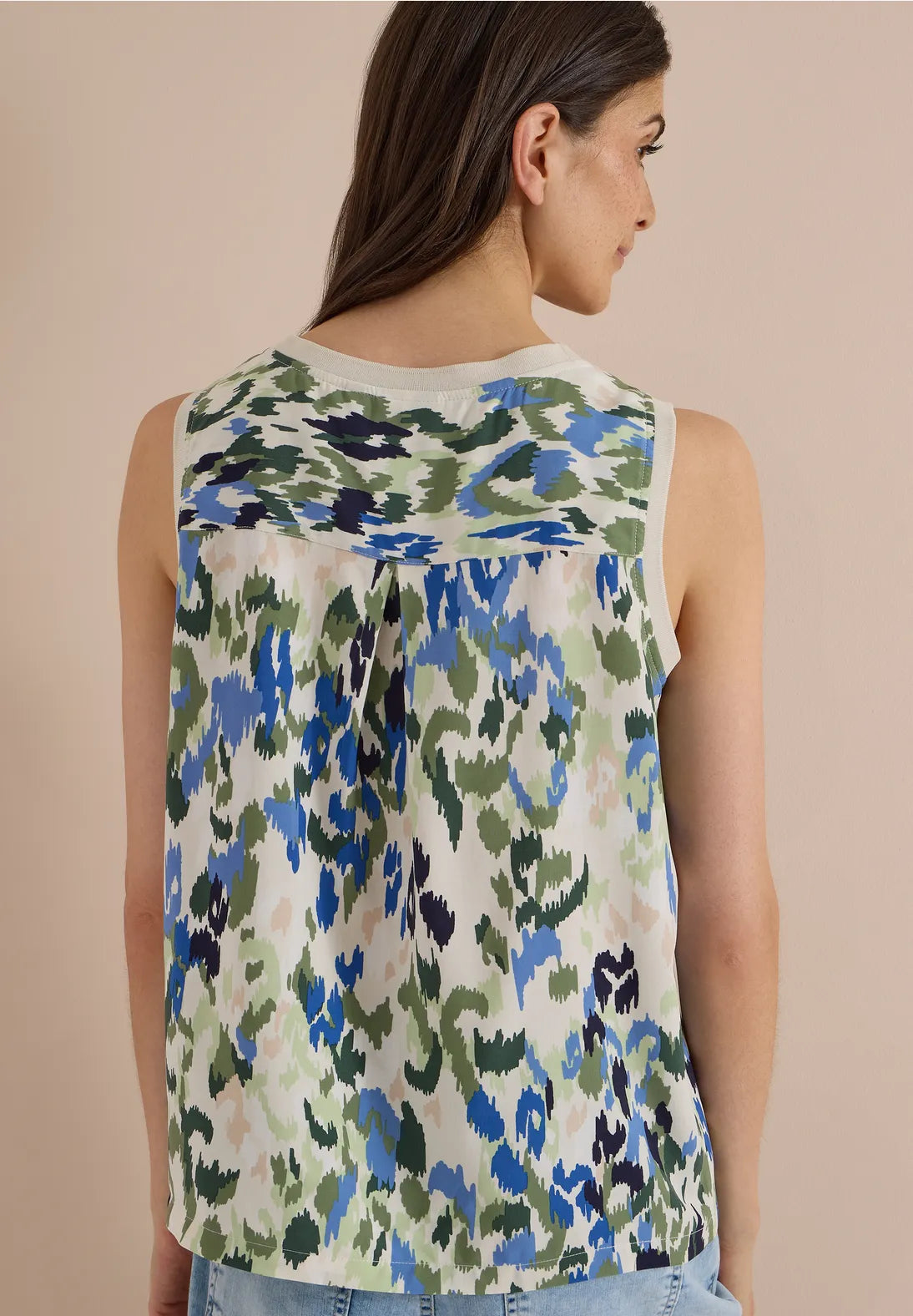 Cecil Sleeveless Top In Cashmere Beige