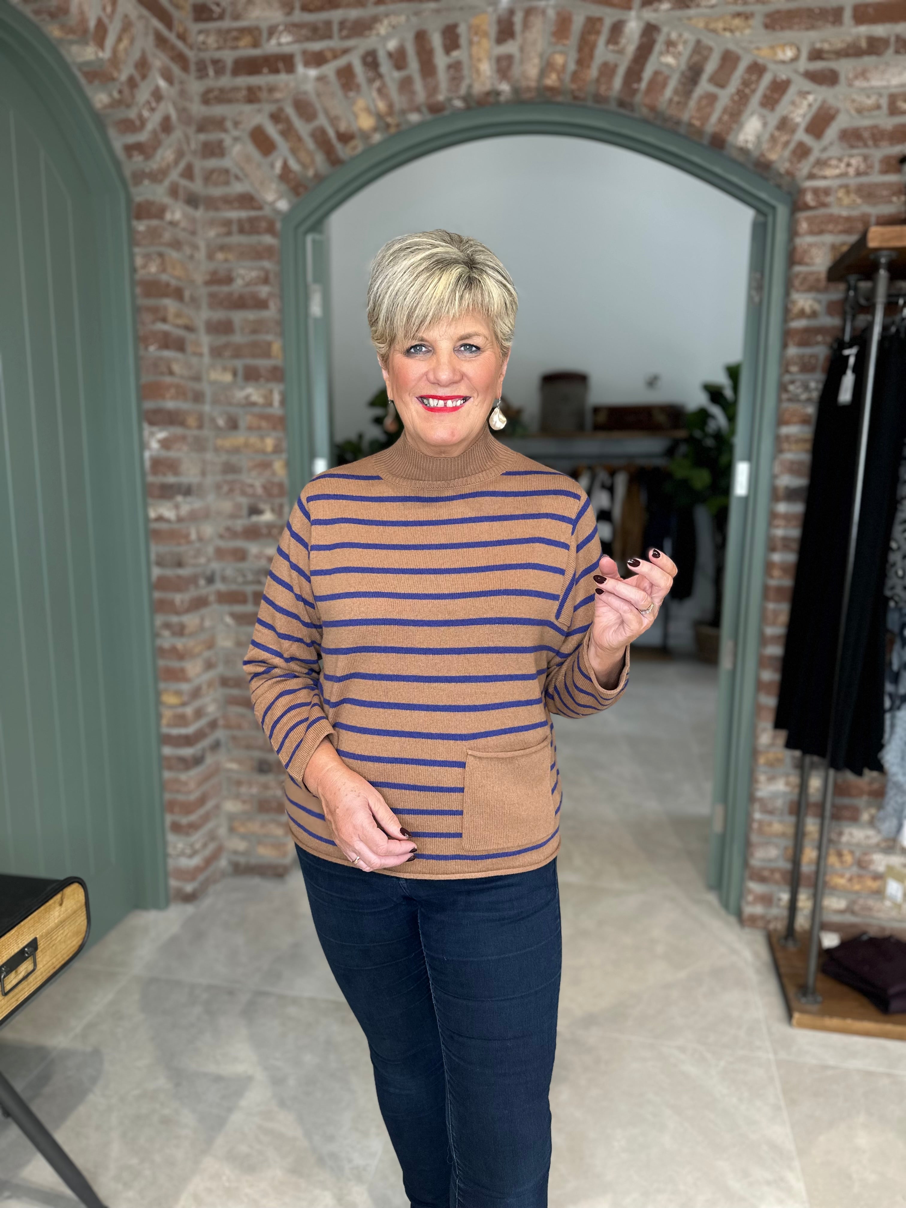 Oui Pullover With Stripes In Dark Blue & Camel