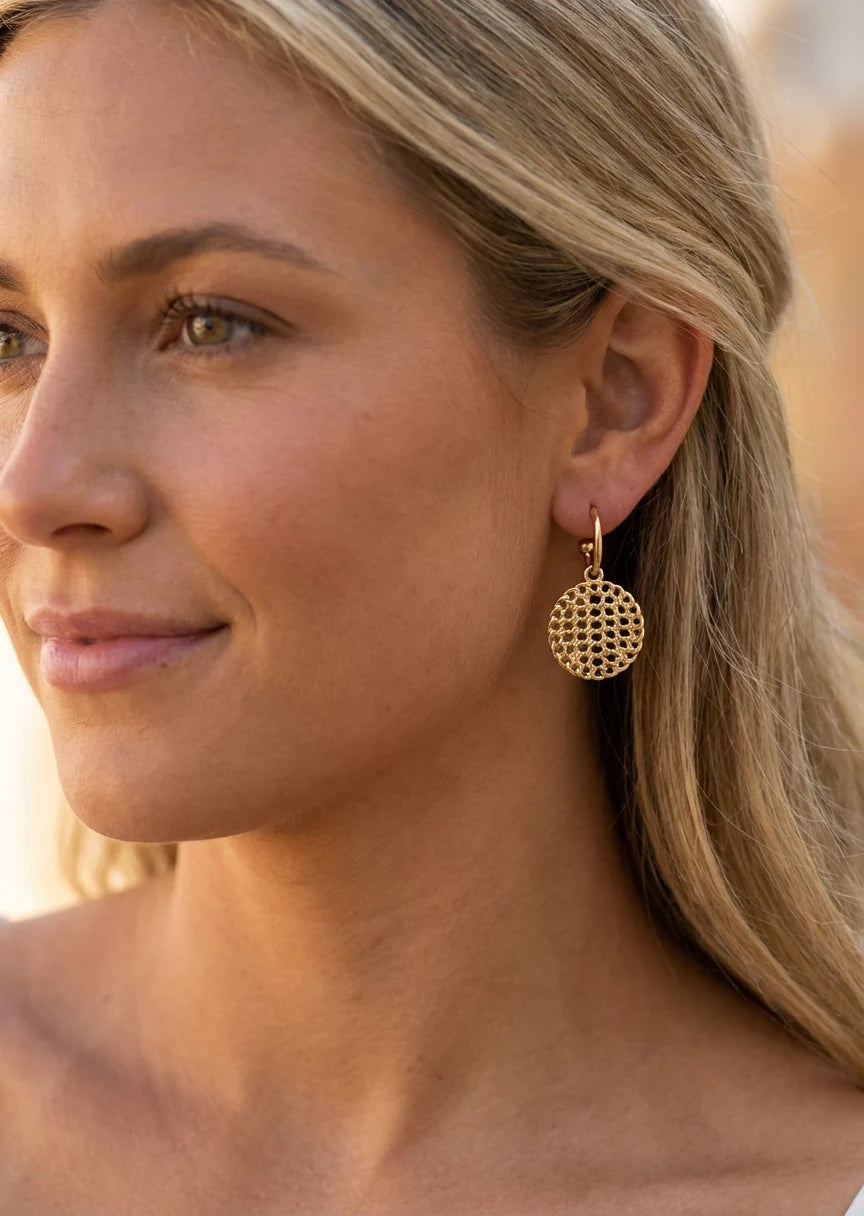Envy Textured Circle Earrings In gold