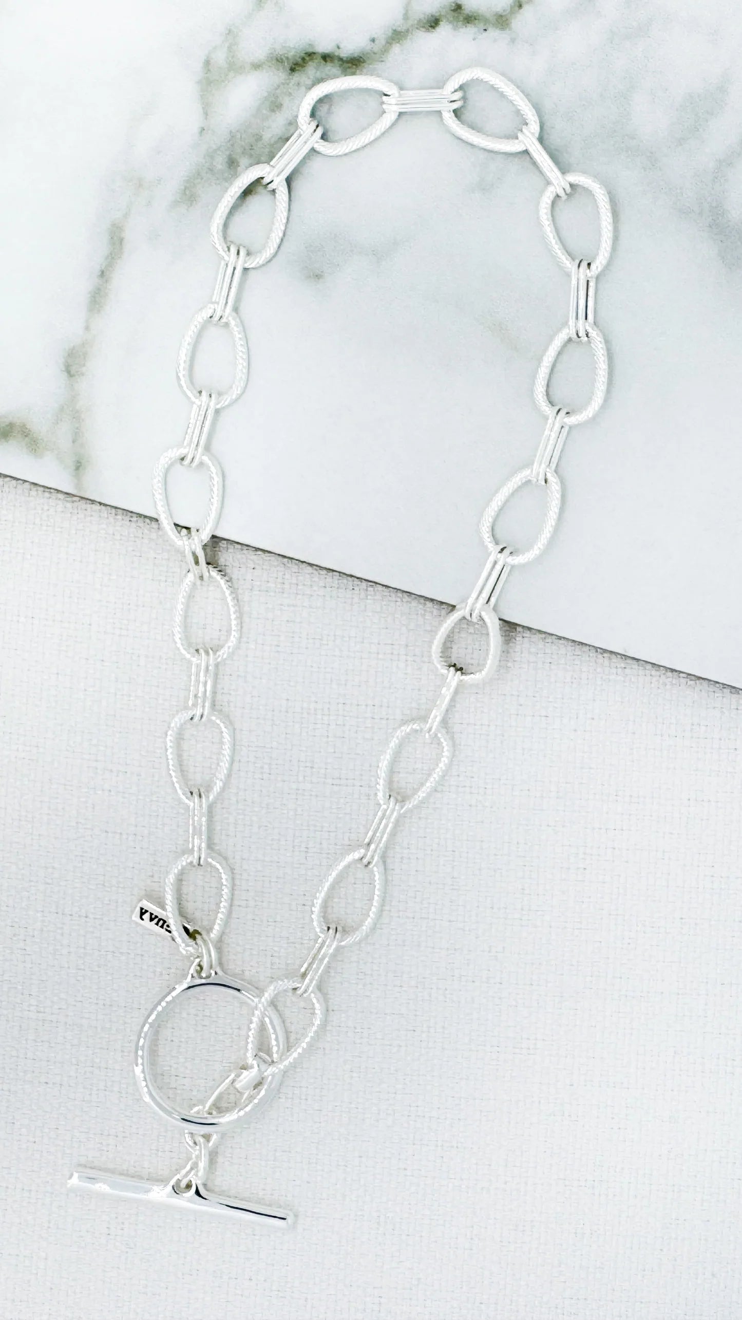 Envy short link t-bar necklace in silver