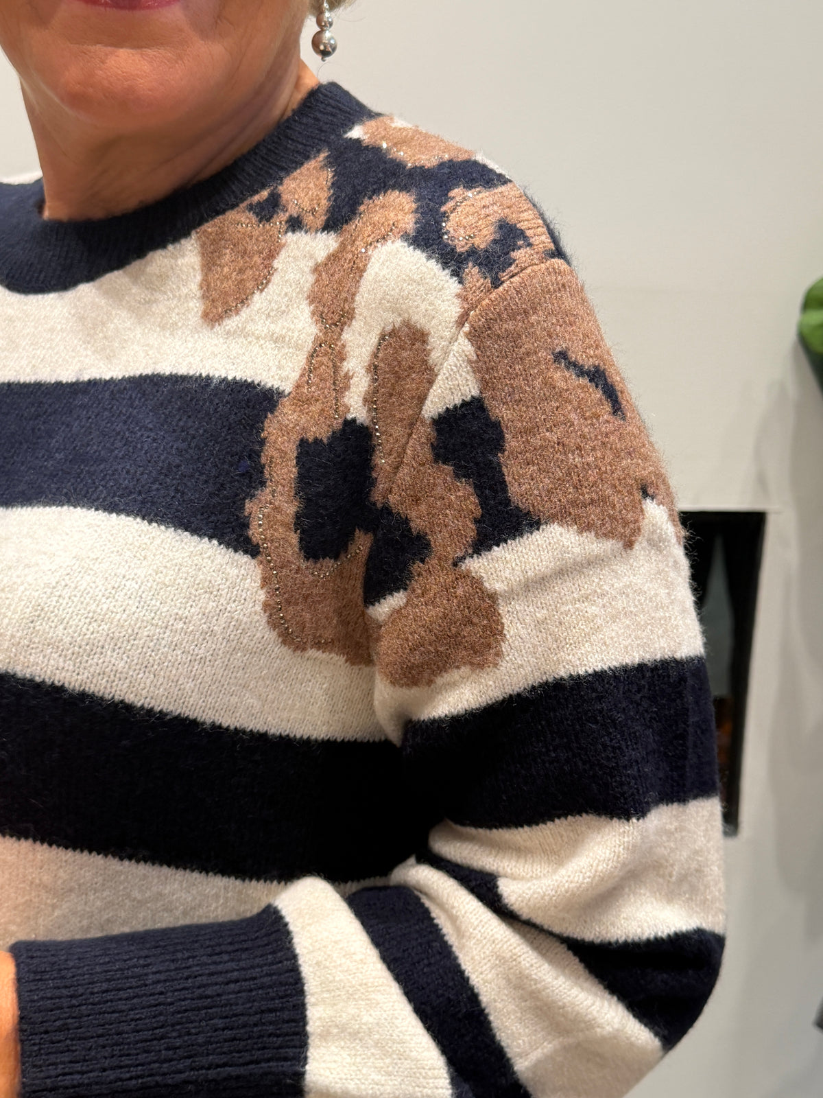 Striped patterned jumper in dark blue