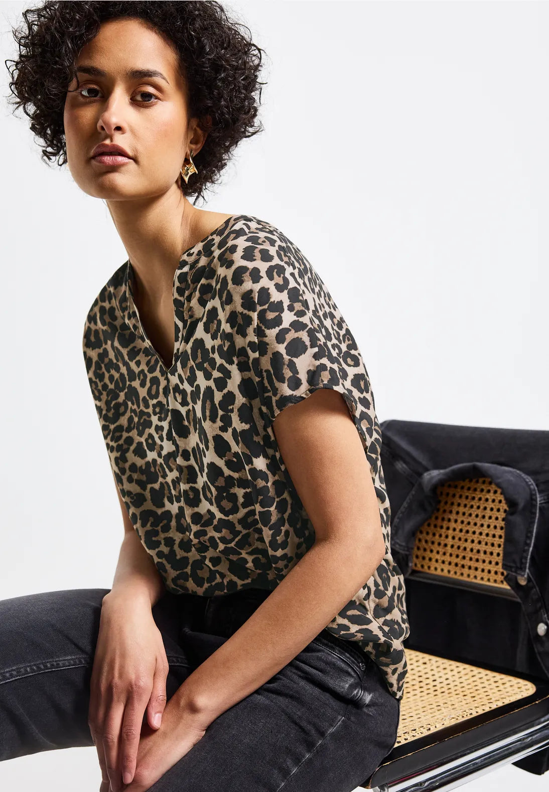 Street One Split Neck Leo Blouse In black