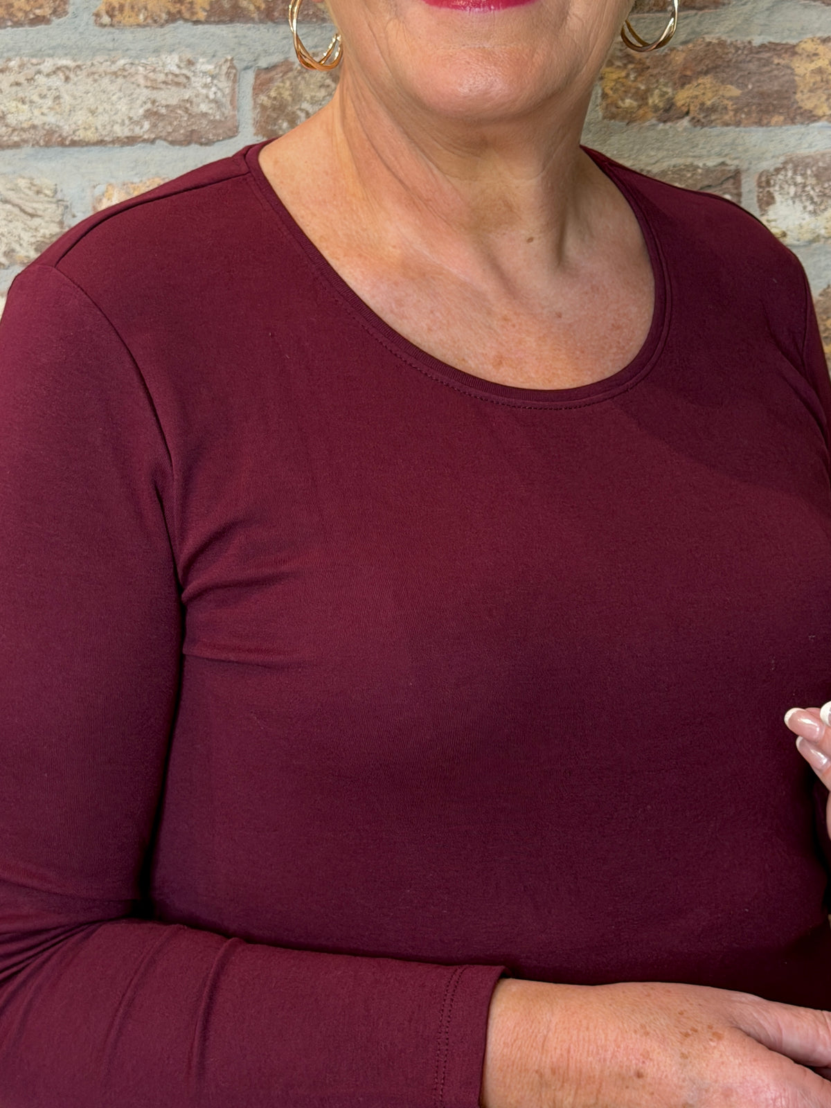 Pia basic top in red wine