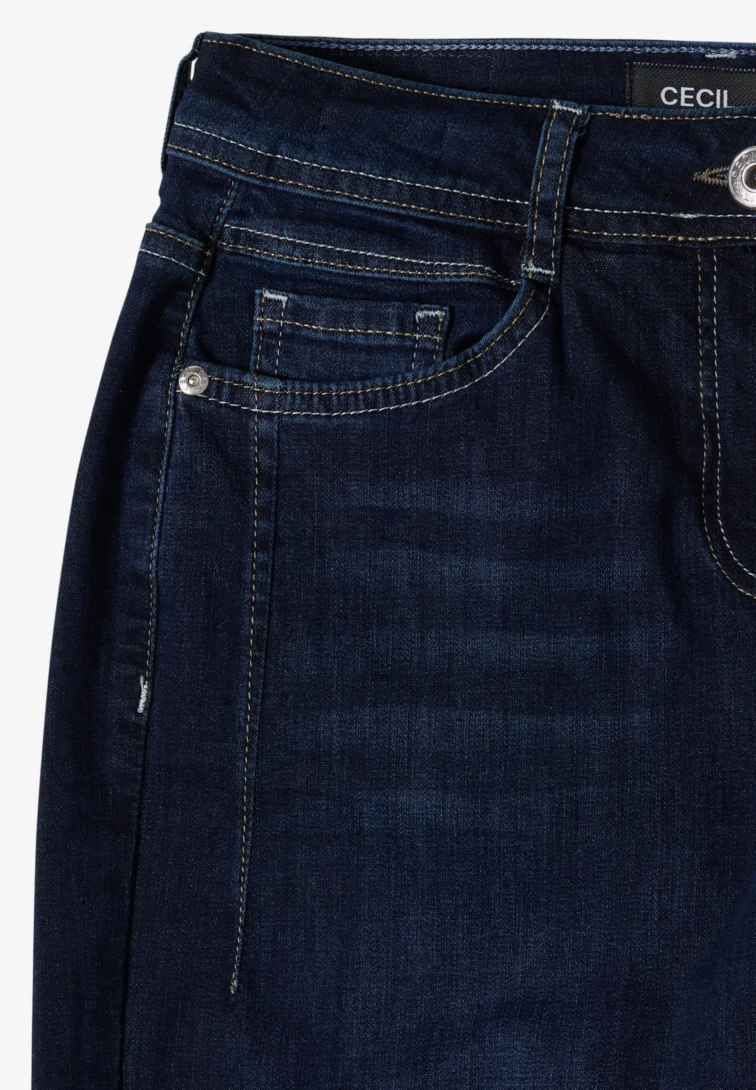 Scarlett Barrel jeans in dark blue wash