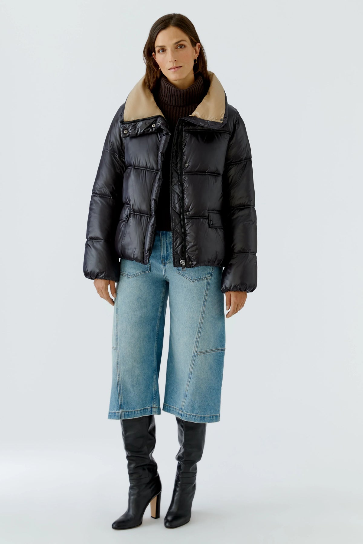Puffer jacket in black