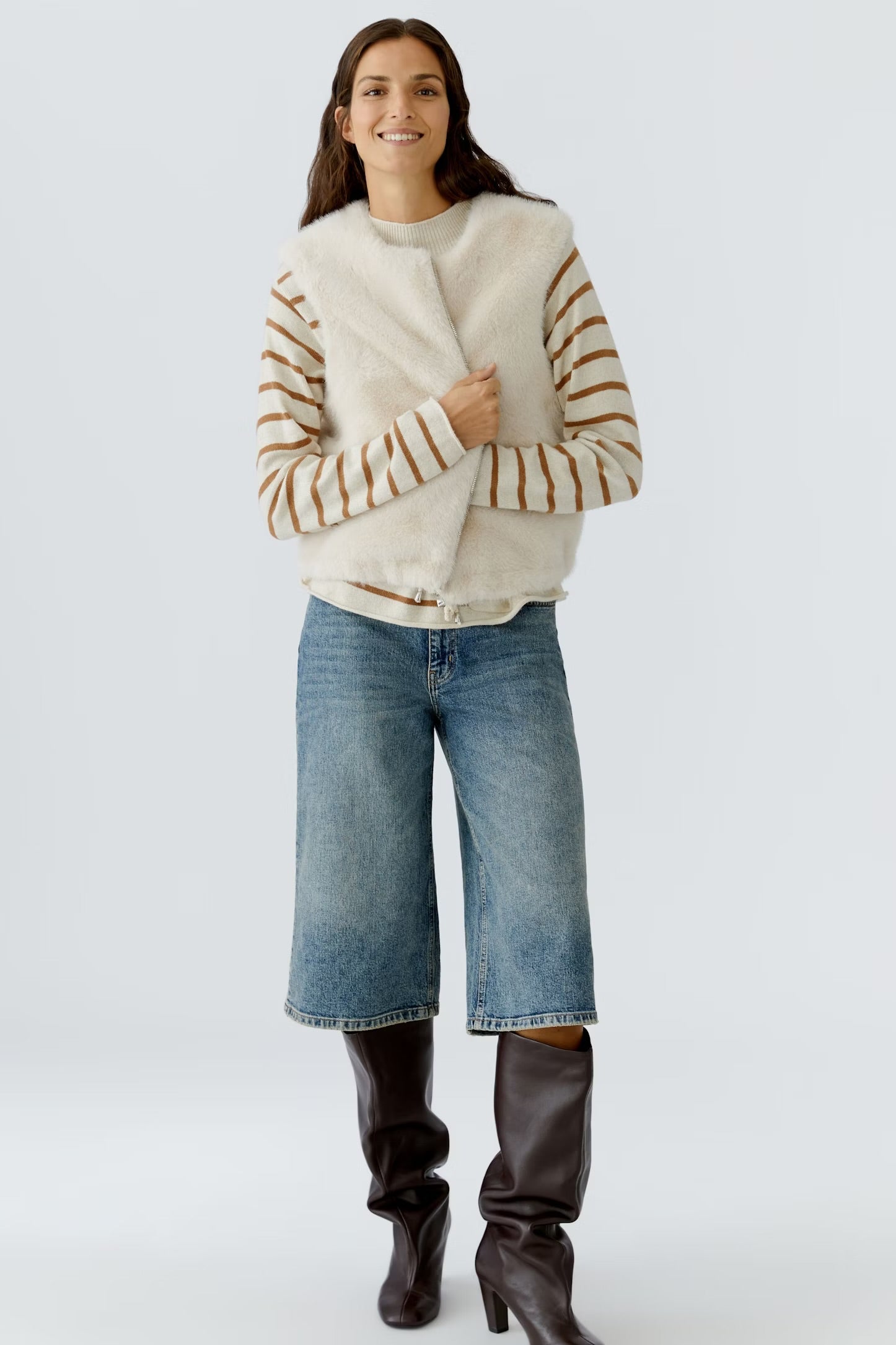 Oui Faux Fur Waistcoat In Whitecap Grey