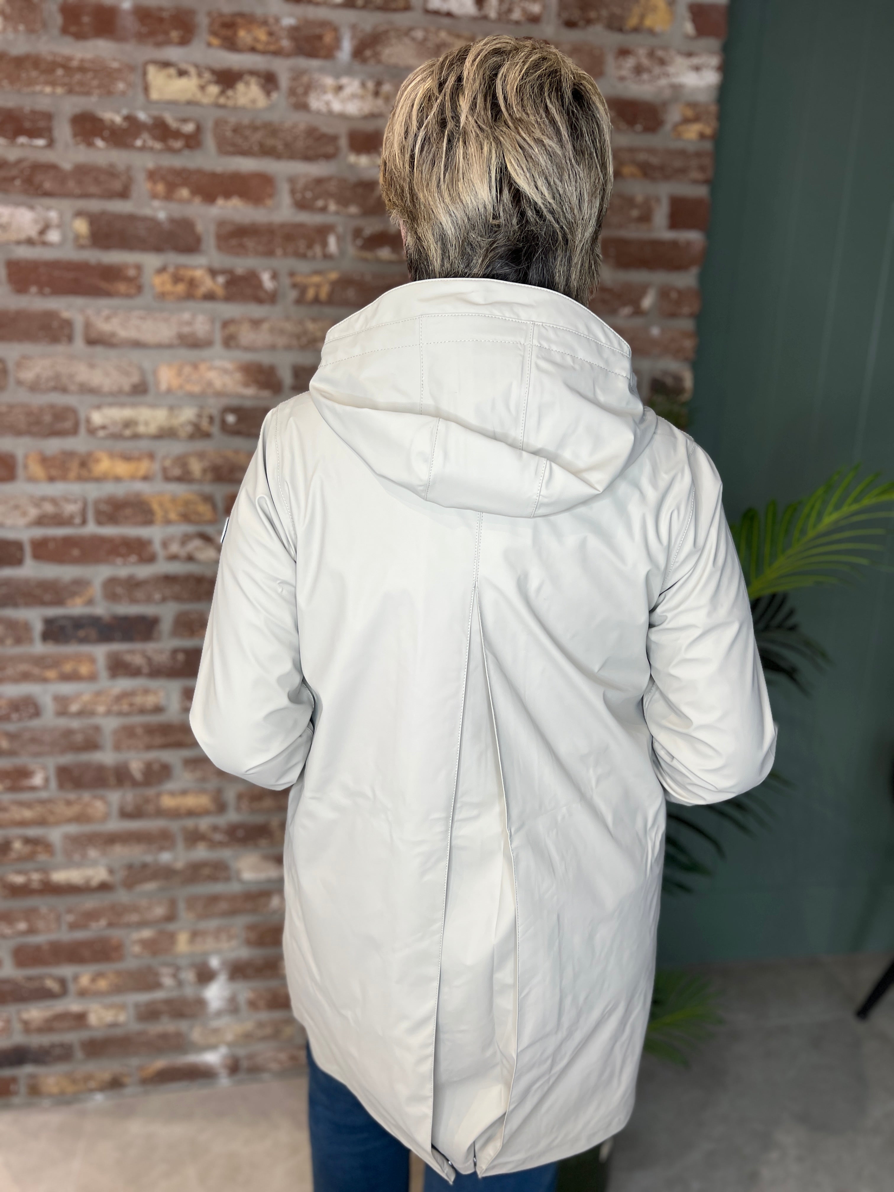 Tanta Nuovola Raincoat in Stone Grey