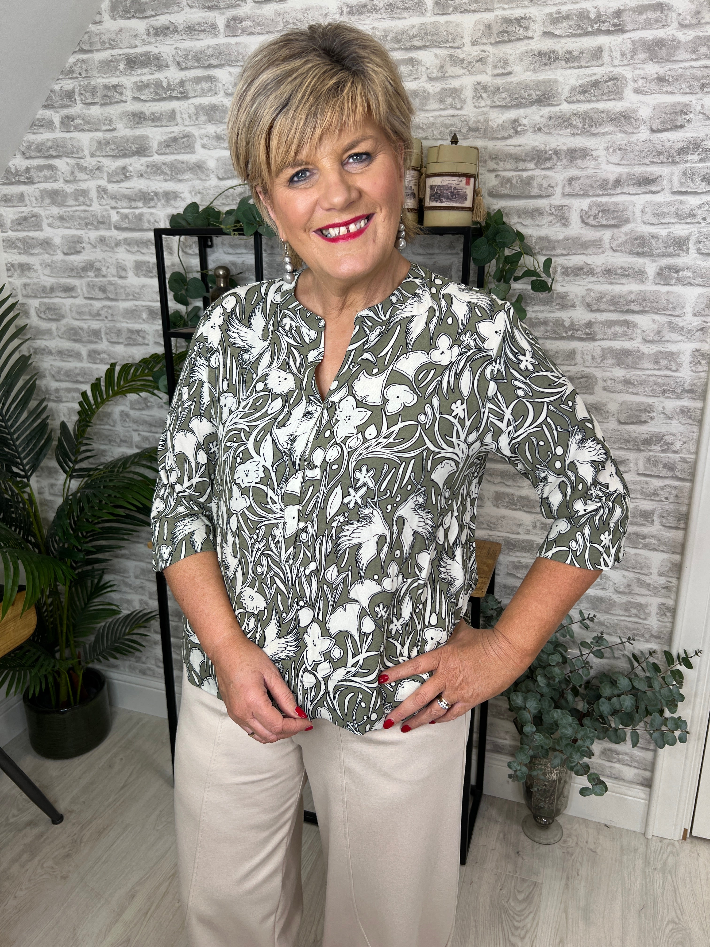 Masai Boanna Split Neck Blouse In Lichen Green