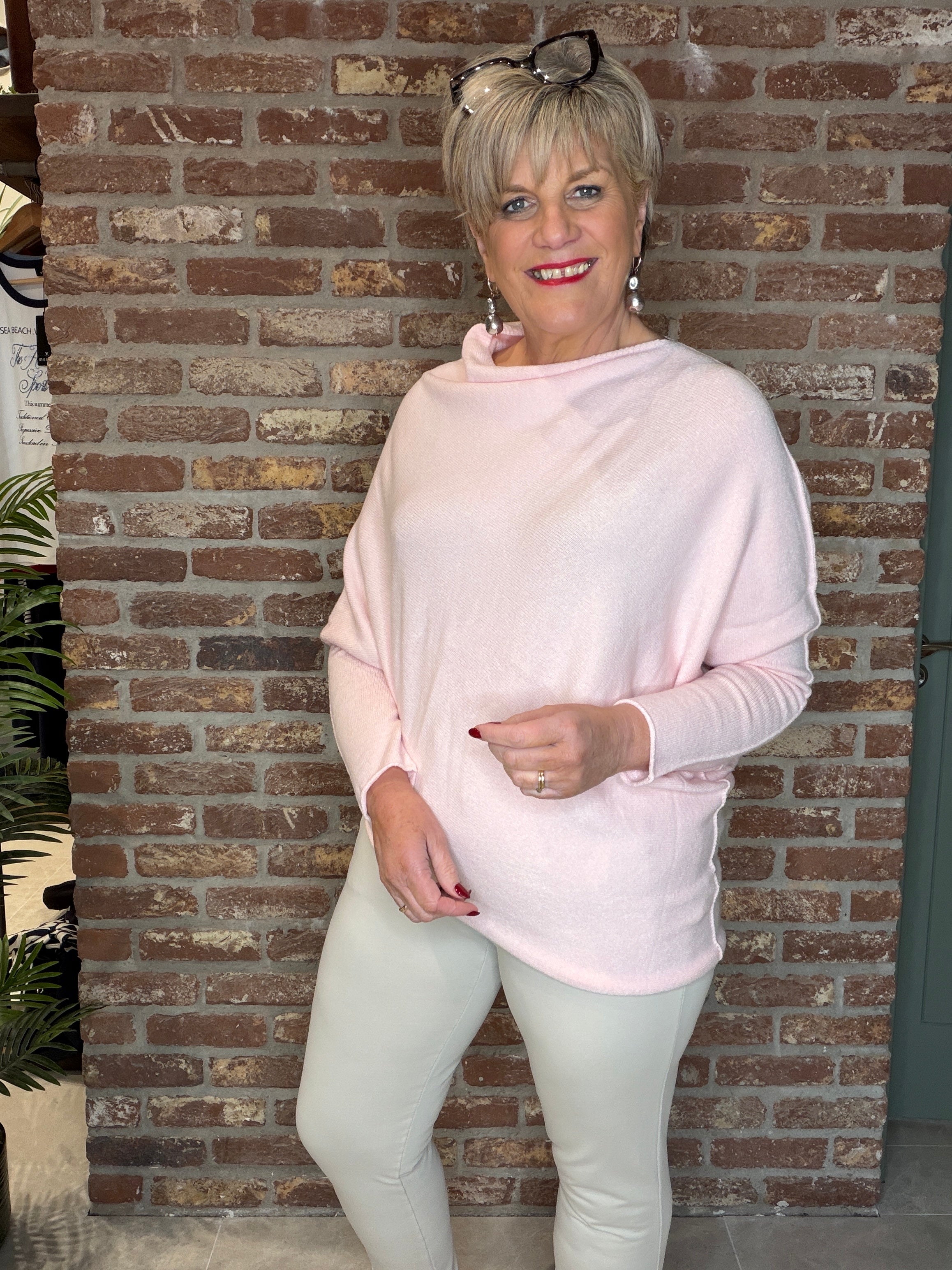 Deck By Decollage Asymmetric Knit In baby pink