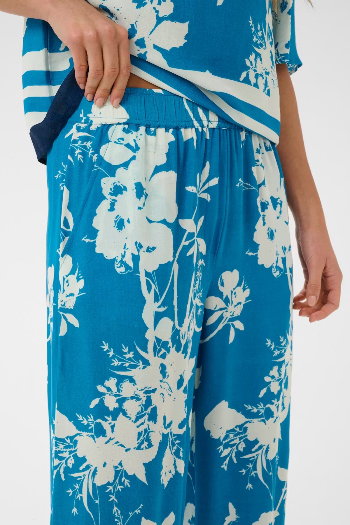 Saint Tropez Flower Trousers in Blue Multi