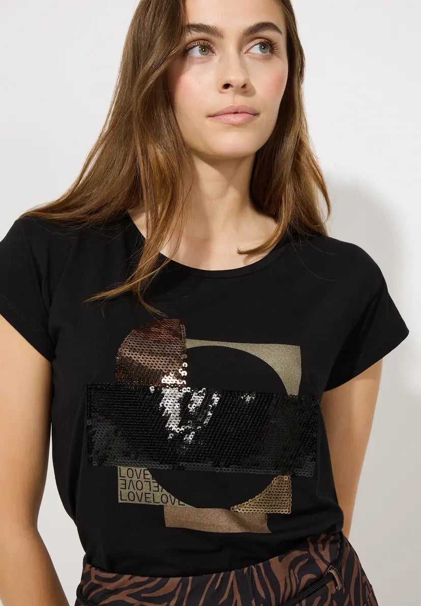 More & More Sequins T-shirt In Black
