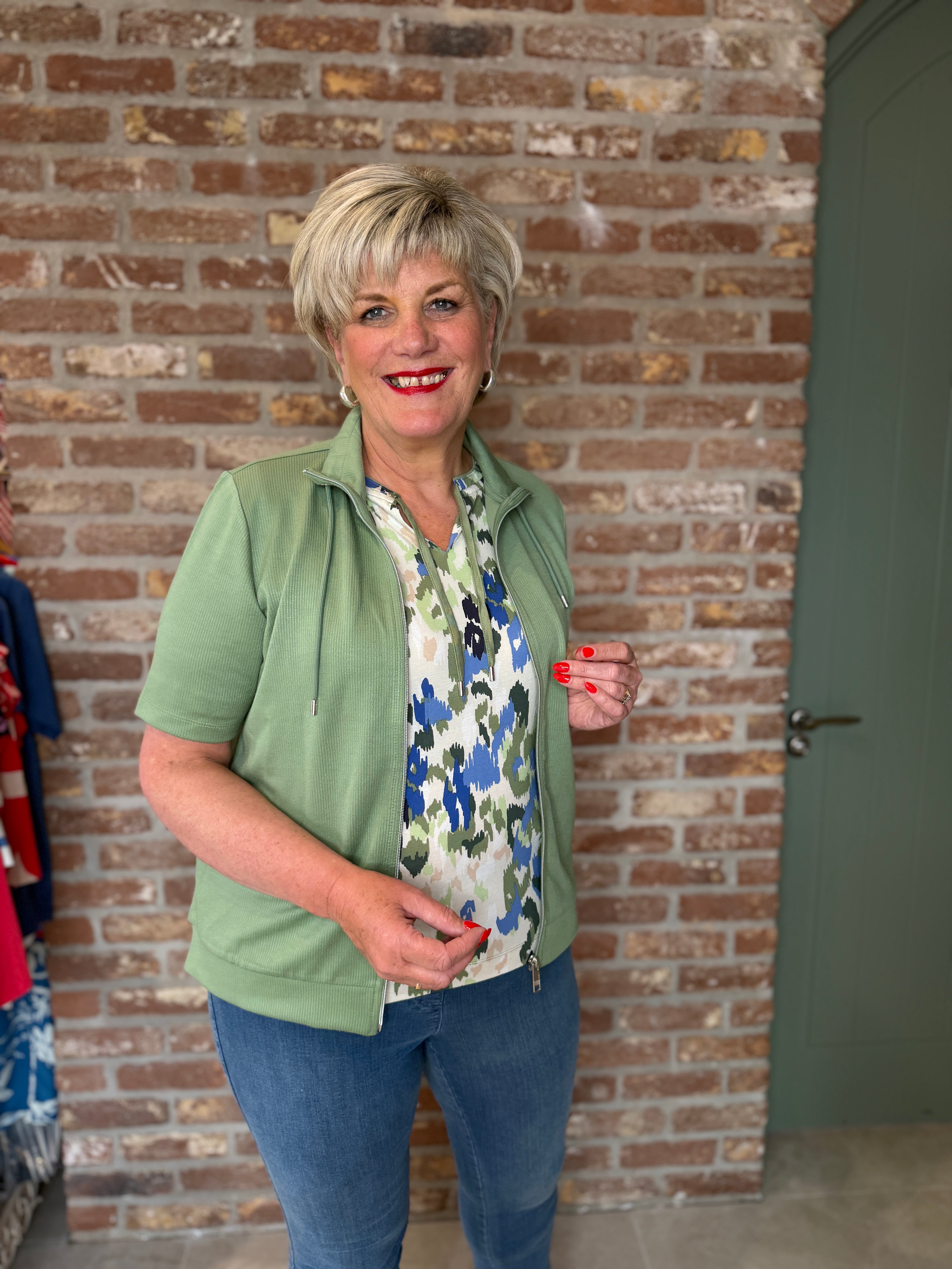 Cecil Zipped Jacket In Deep Matcha Green