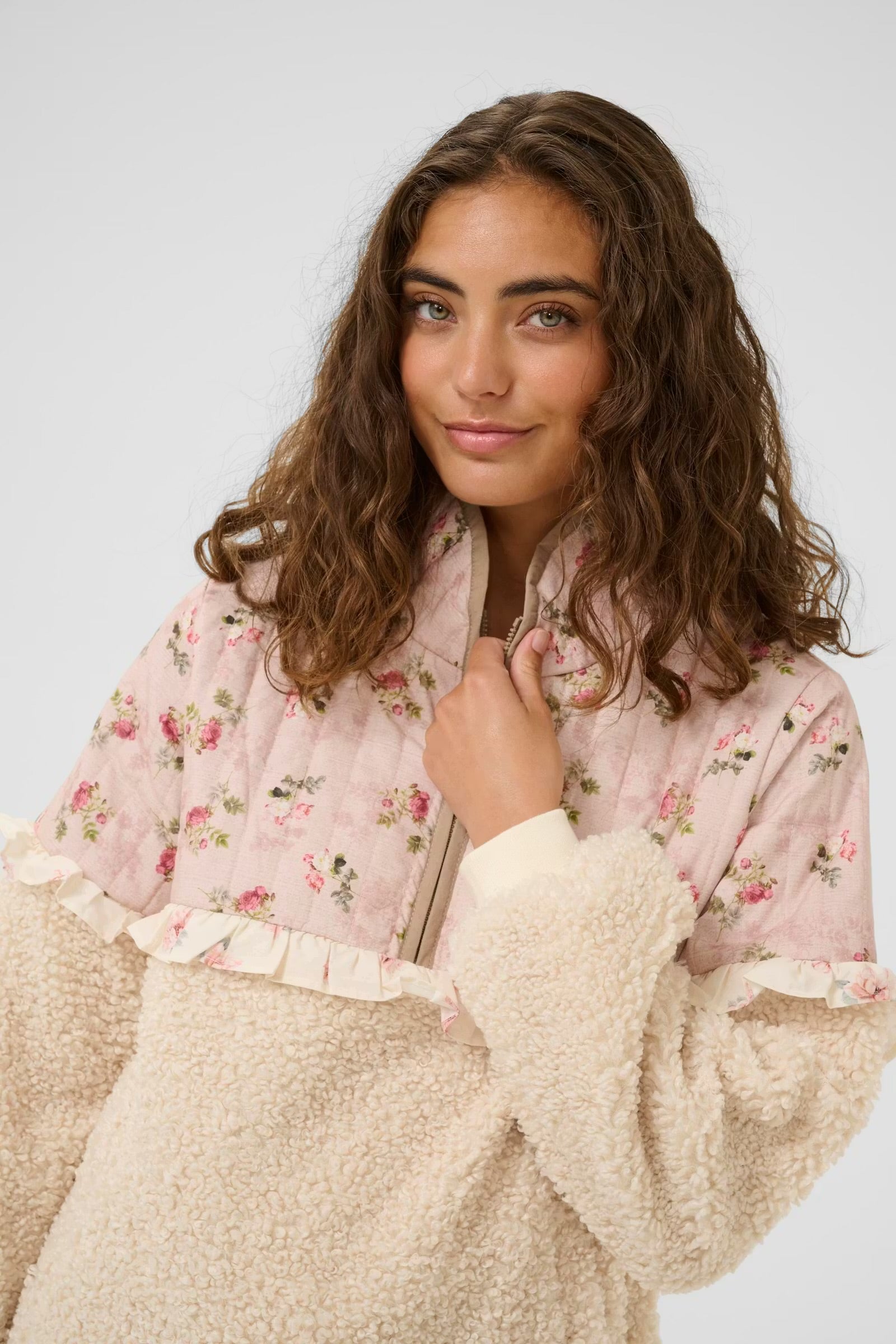Culture Floral Fleece In Pink Multi