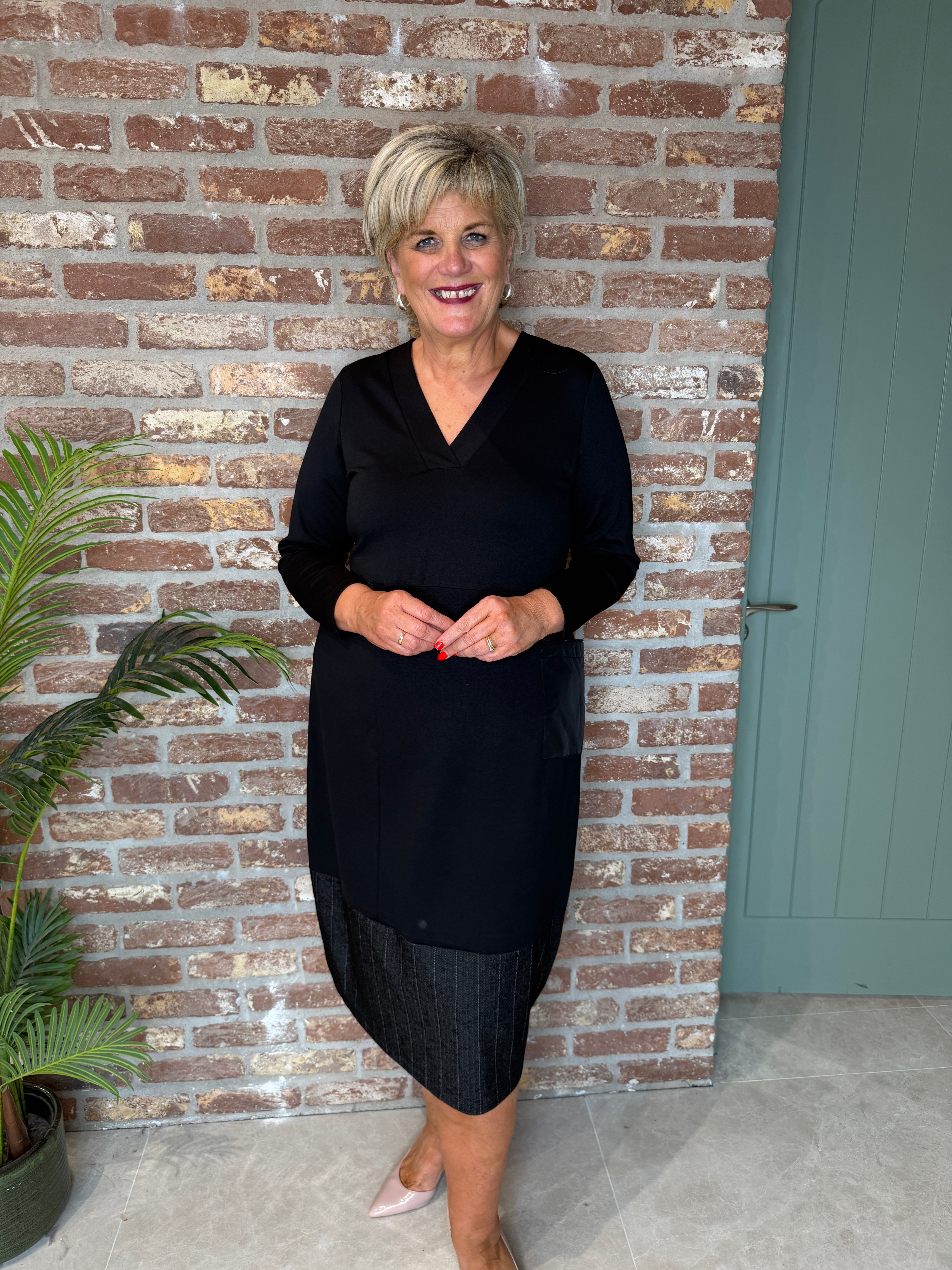Peruzzi herringbone trim dress in black