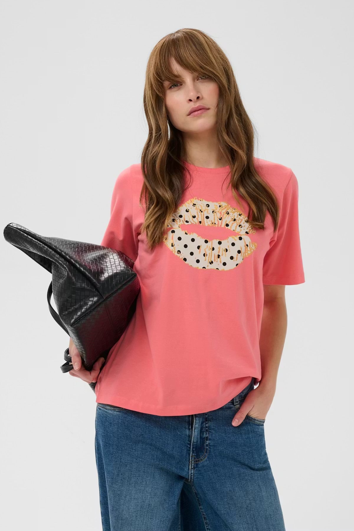 Culture Lip T-shirt In Sugar Coral
