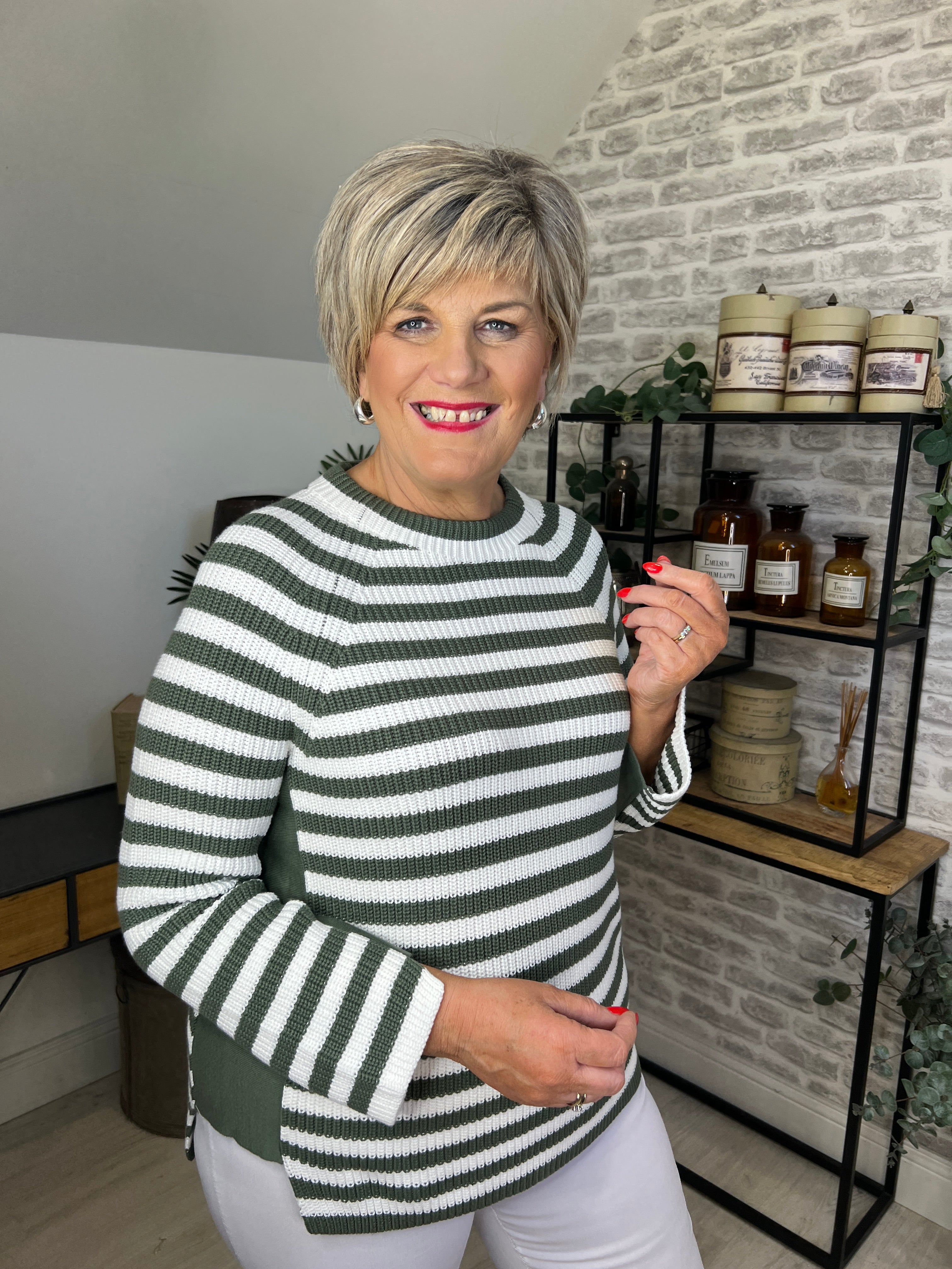 Oui Ruby Ribbed Jumper In Khaki & White