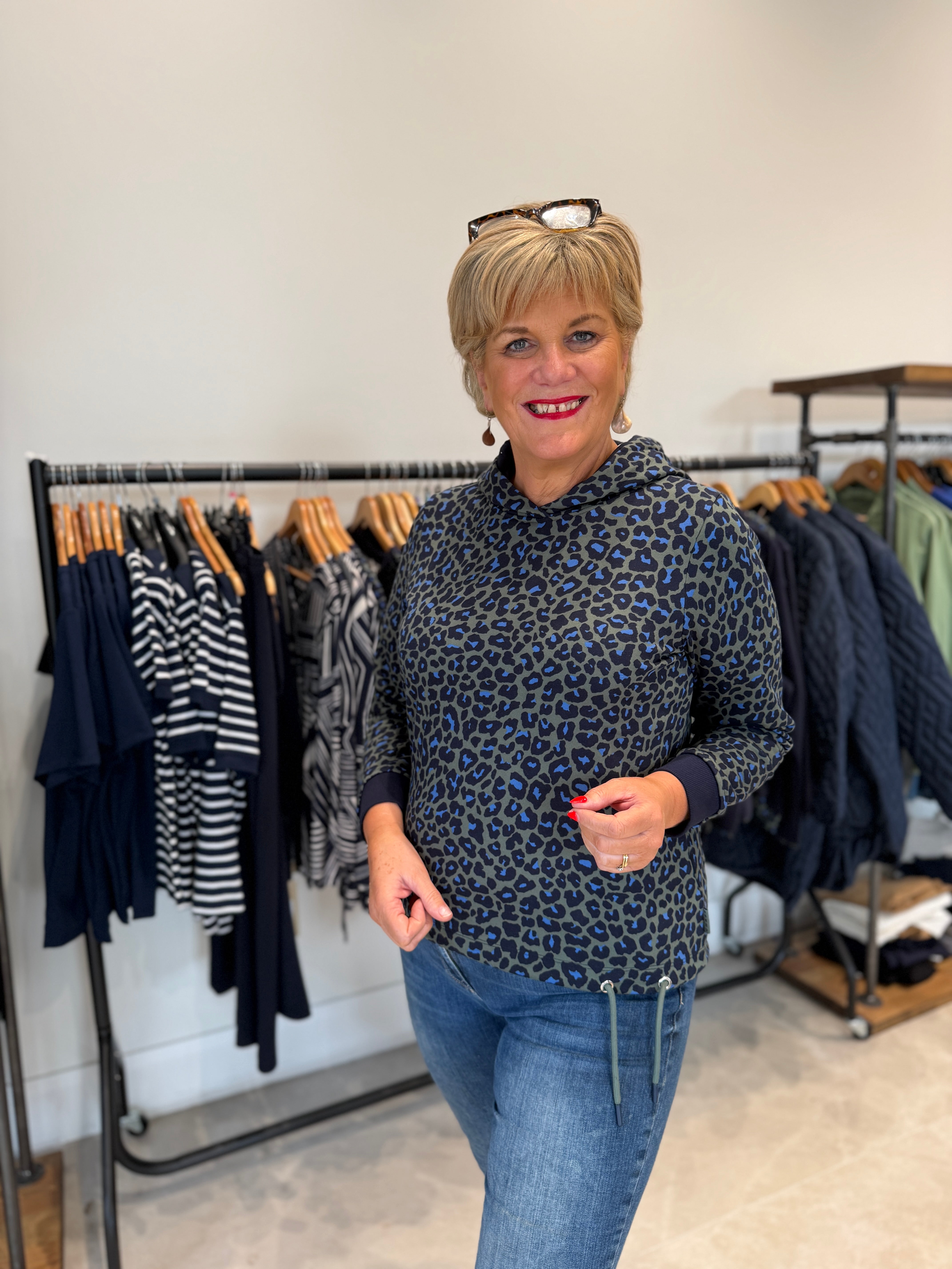Leo print hoodie in Navy multi