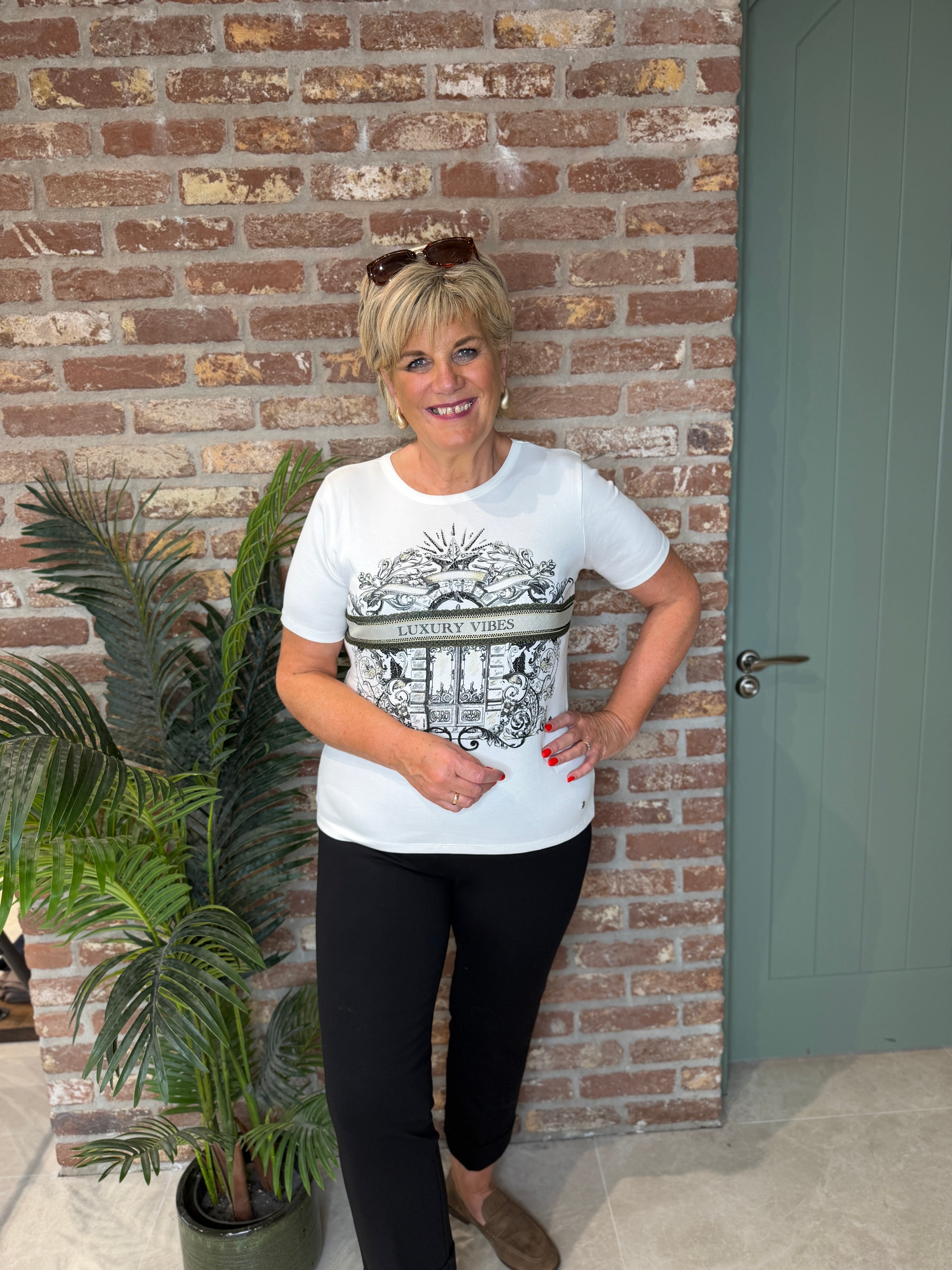 Printed t-shirt in white & green