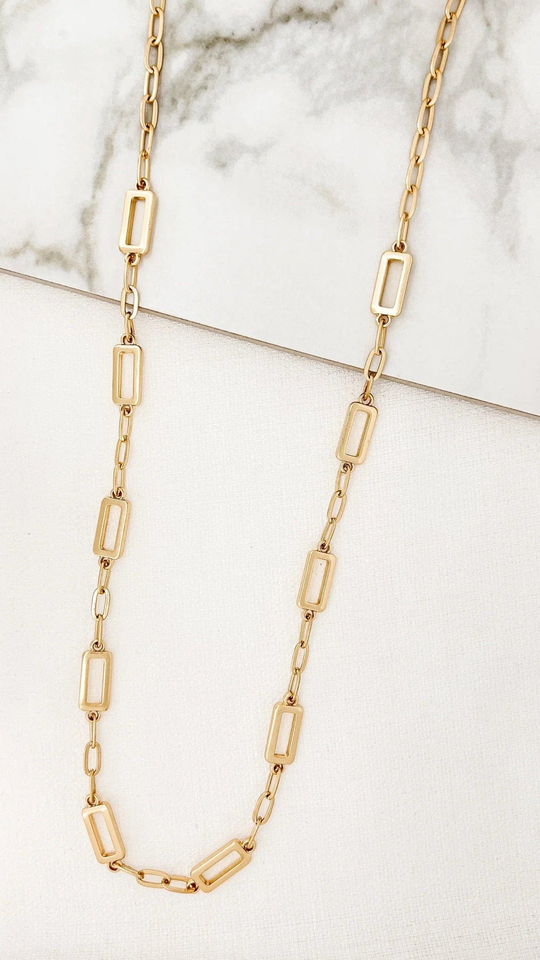 Envy Rectangular Links Necklace In Gold - Crabtree Cottage
