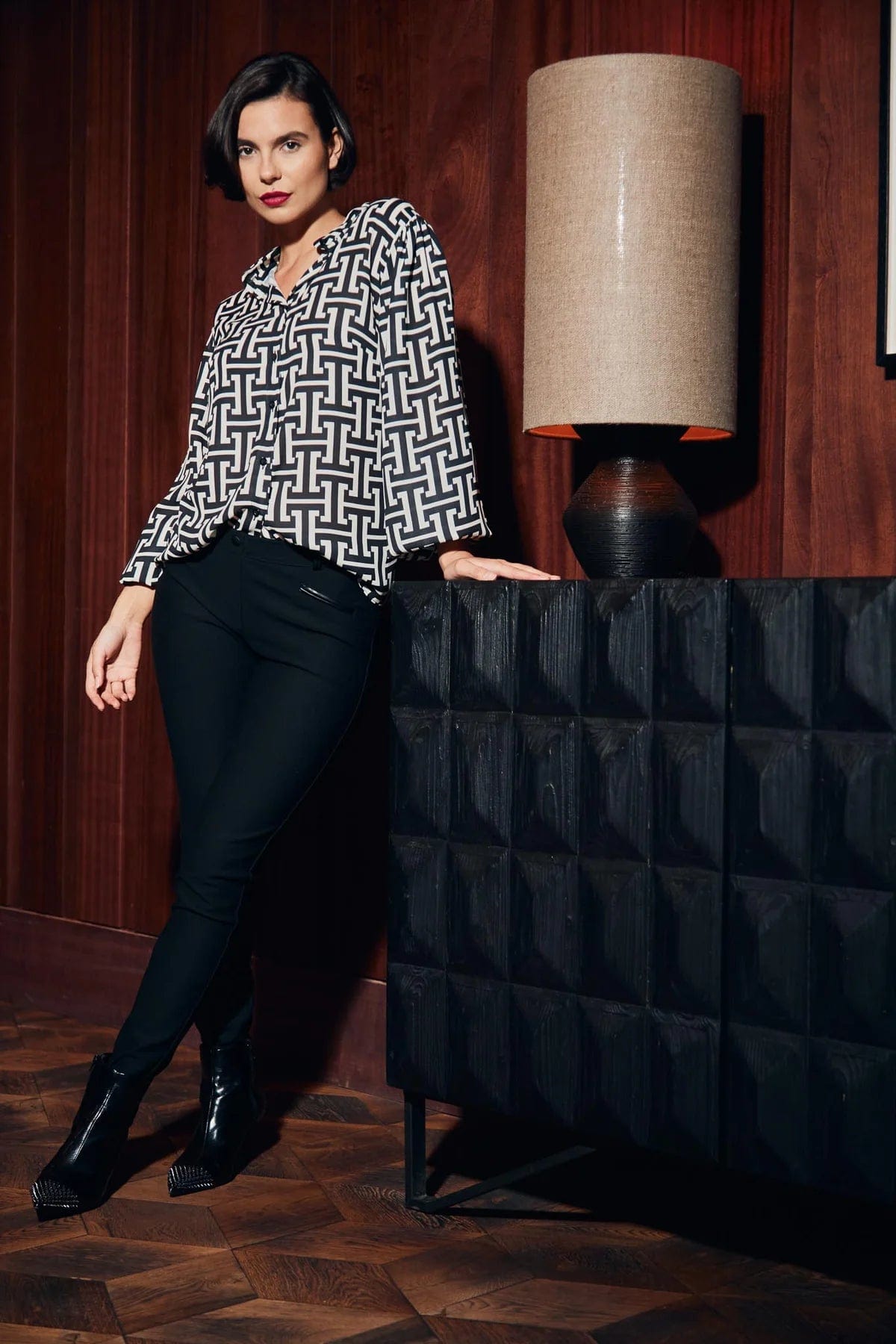 Peruzzi Pleather Trim Legging - Crabtree Cottage