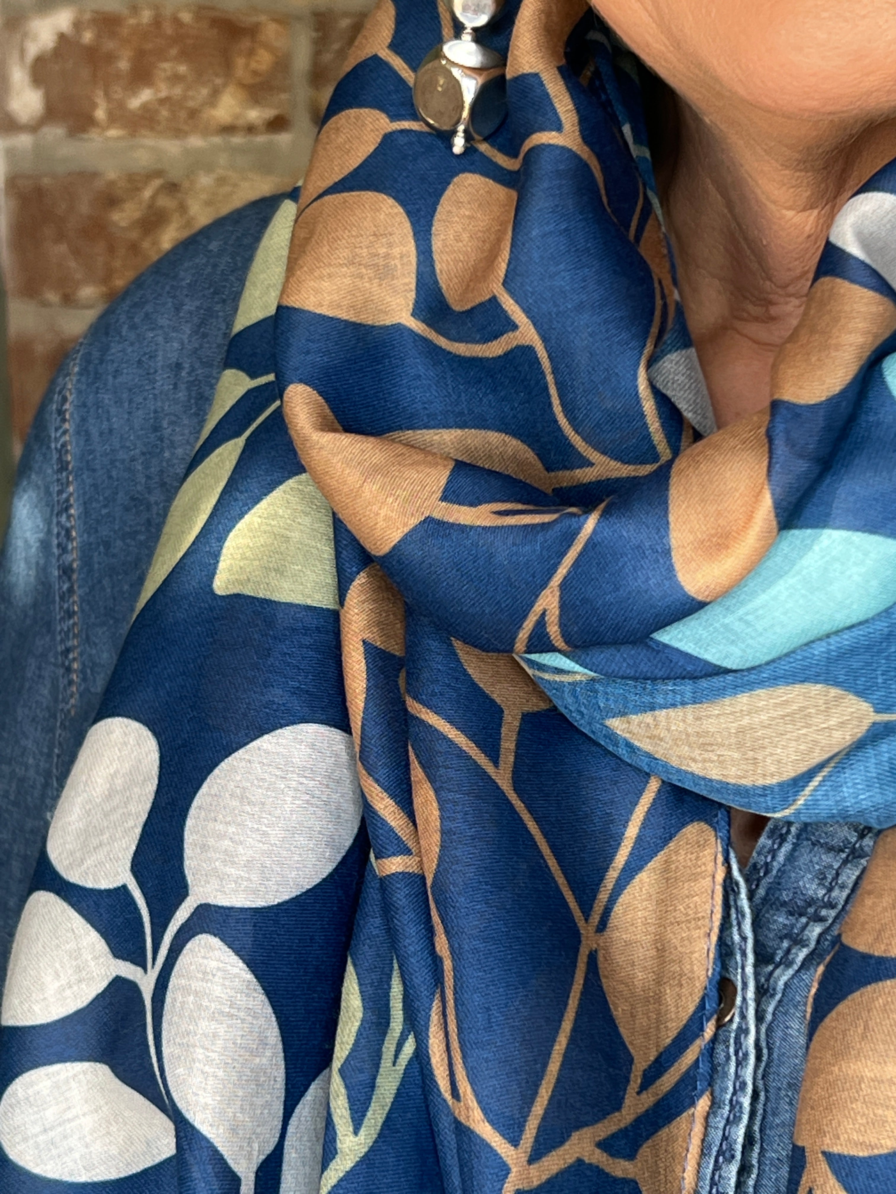 Sophie Leafy Branches Scarf In Navy