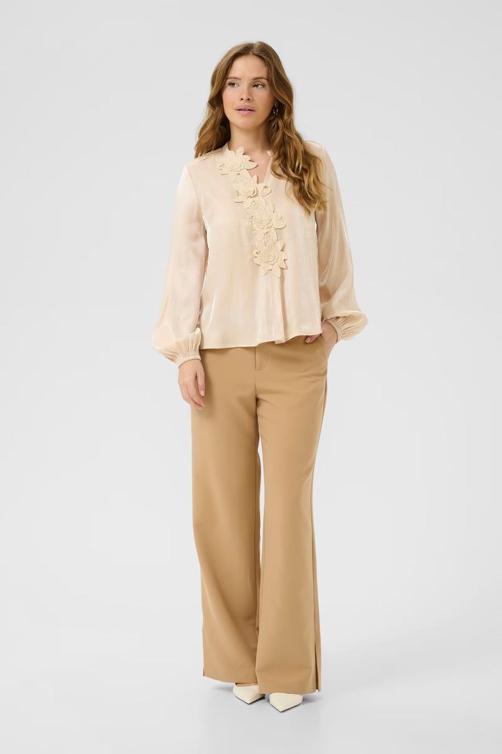 Culture Cufiola Blouse In Cream