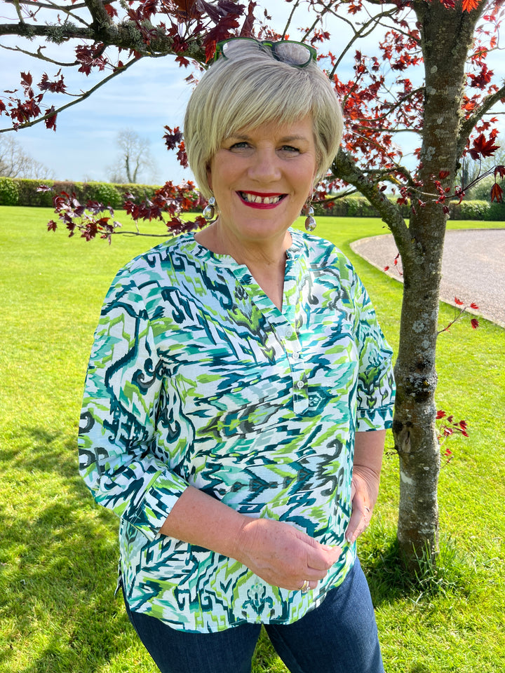 Cecil Linen Blouse In Green Lagoo