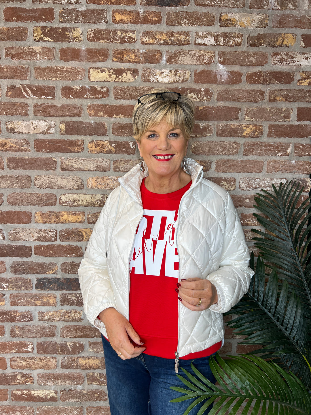 Monari Graphic Sweatshirt In Chilli Pepper